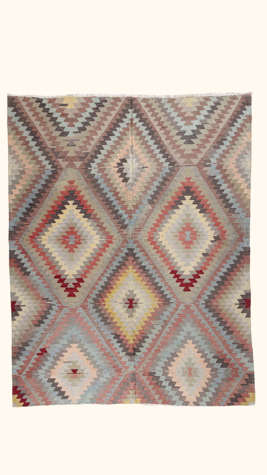 Vintage Kilim Usak 245x191cm - Wild Heart Free Soul