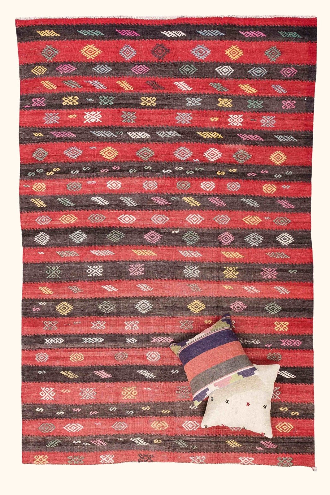 Vintage Kilim Uşak 254x190cm - Wild Heart Free Soul