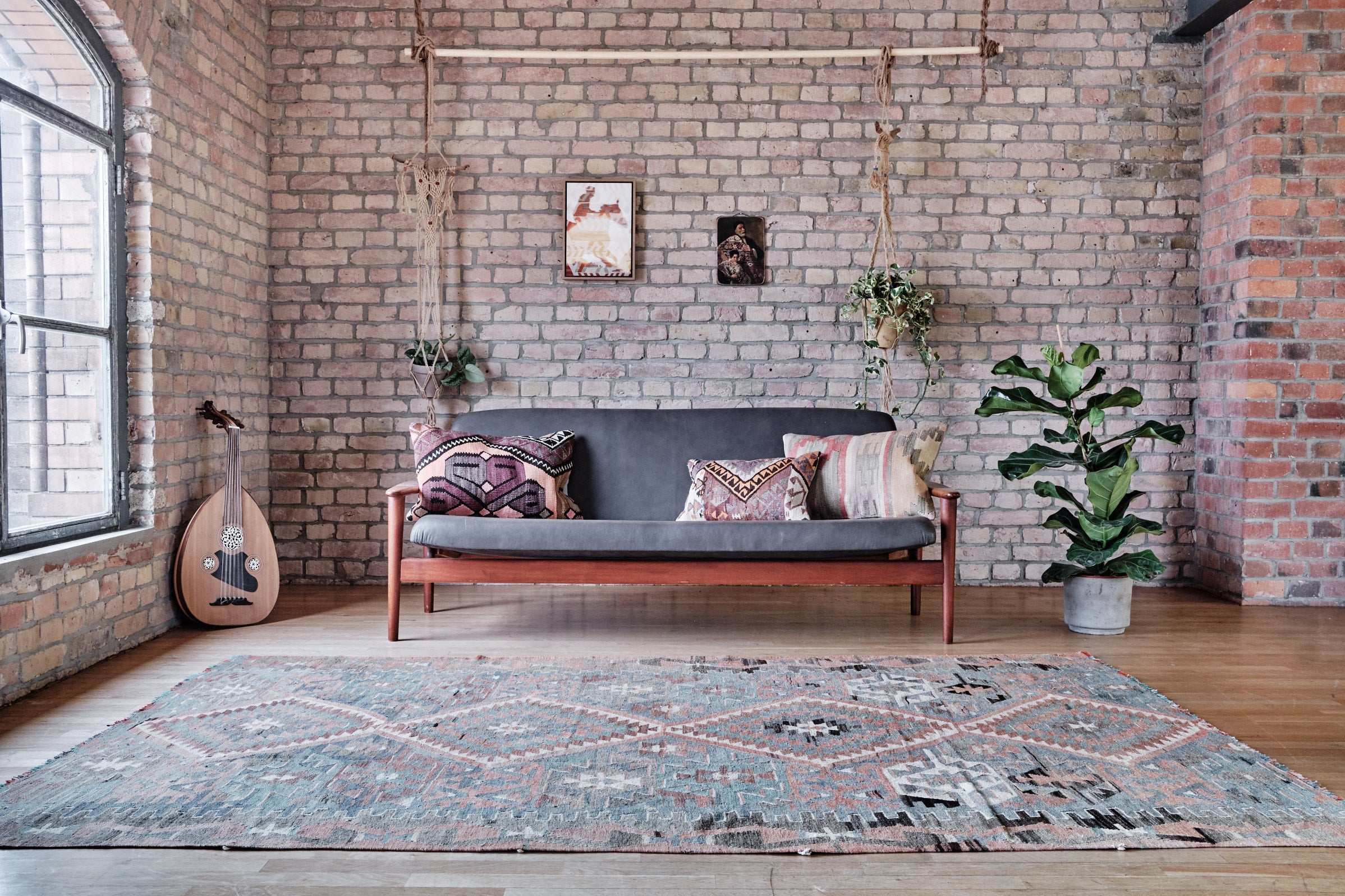 Vintage Kilim Usak 258x165cm - Wild Heart Free Soul