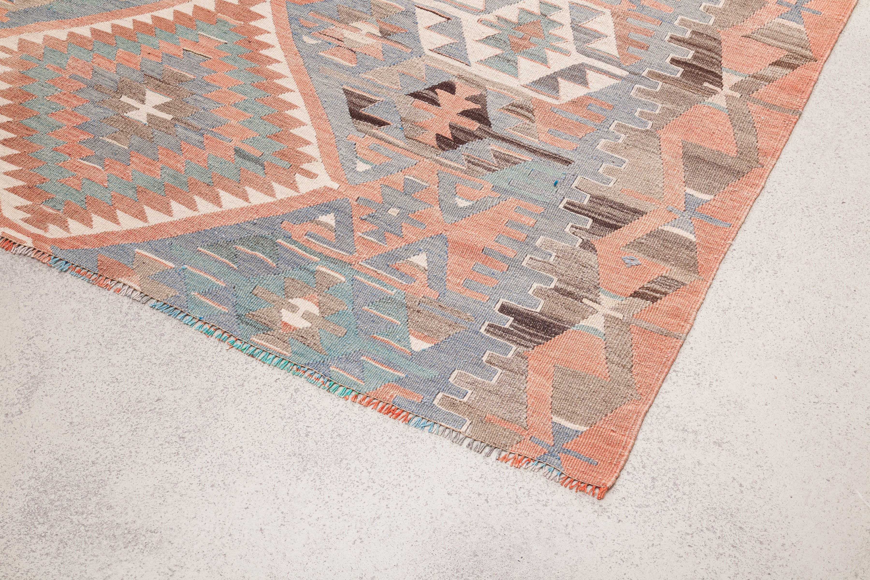 Vintage Kilim Usak 258x165cm - Wild Heart Free Soul