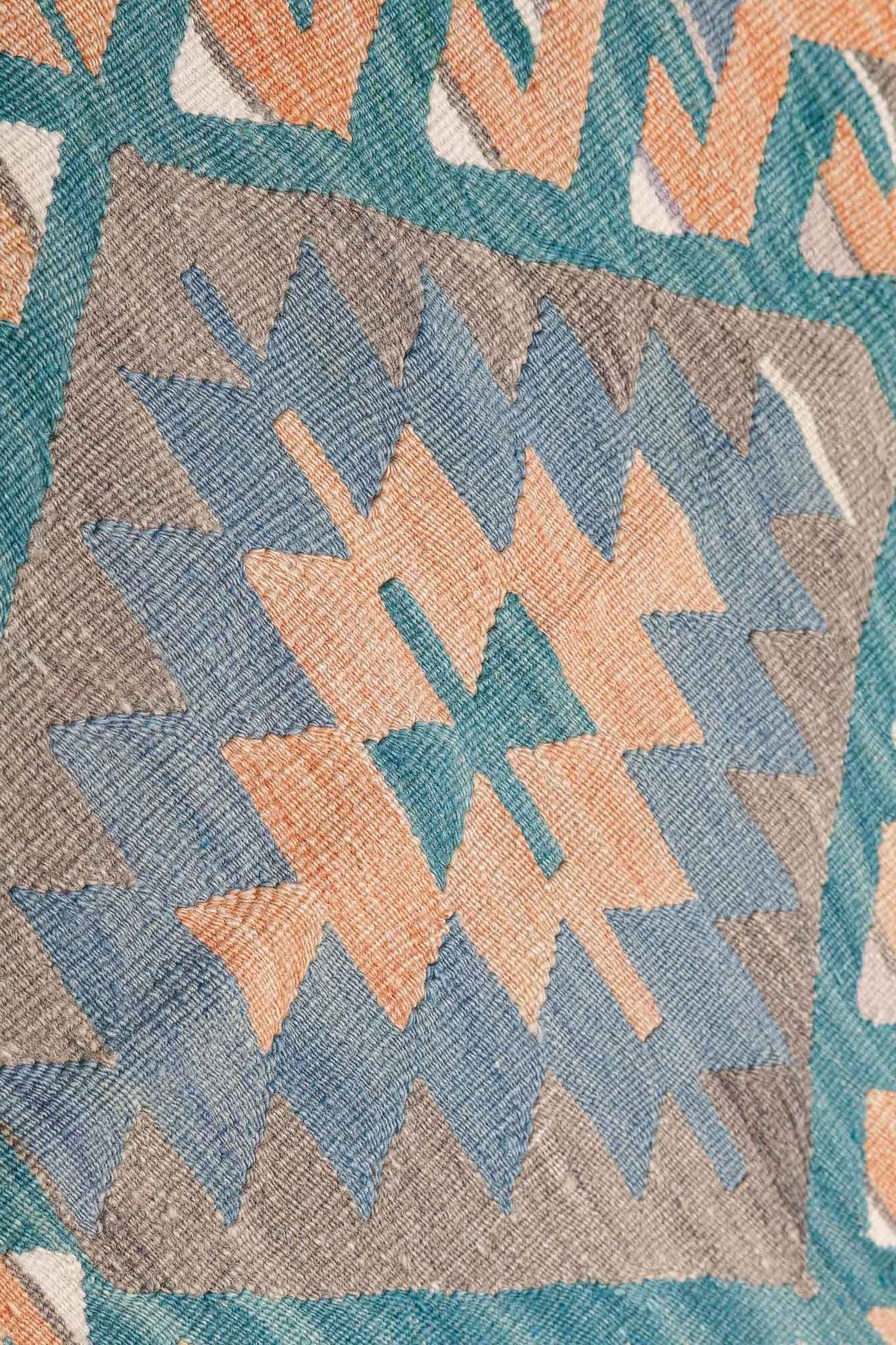 Vintage Kilim Usak 275x153cm - Wild Heart Free Soul
