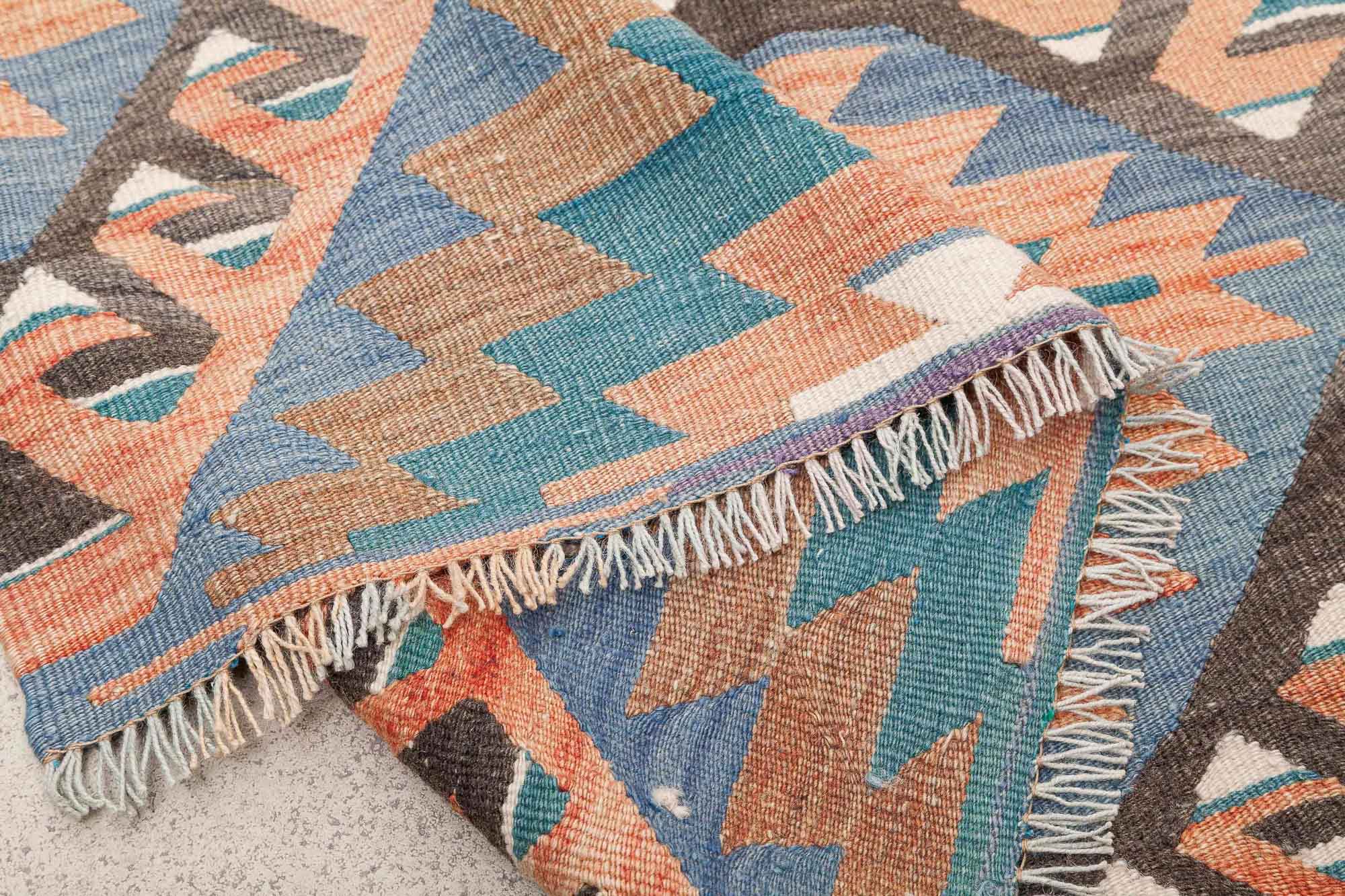 Vintage Kilim Usak 275x153cm - Wild Heart Free Soul