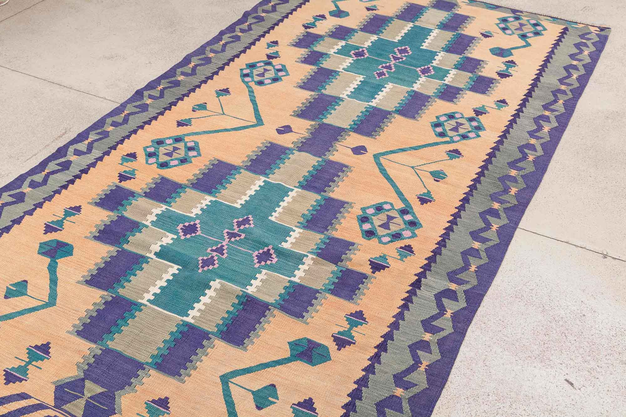 Vintage Kilim Usak 280x145cm - Wild Heart Free Soul