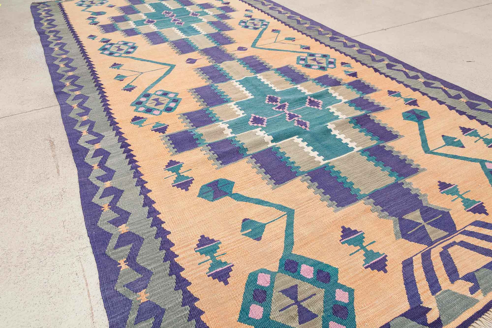 Vintage Kilim Usak 280x145cm - Wild Heart Free Soul