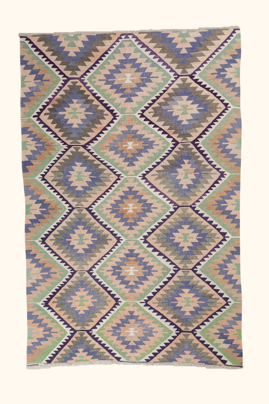 Vintage Kilim, Usak 285 x 190cm - Wild Heart Free Soul