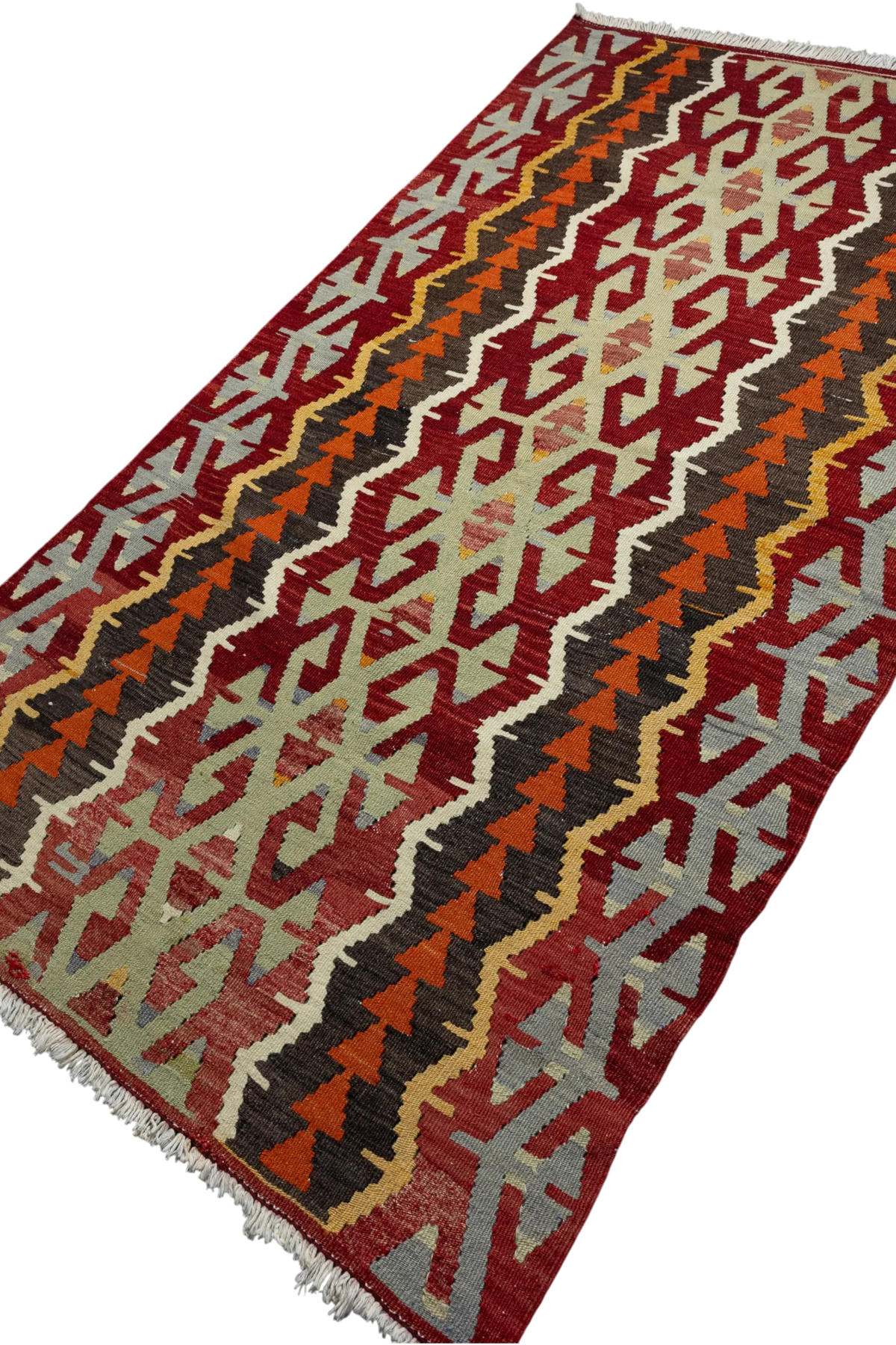 Wild Heart Free Soul handgewebter Vintage-Kelim aus Anatolien mit geometrischen Mustern in Rot, Orange und Beige