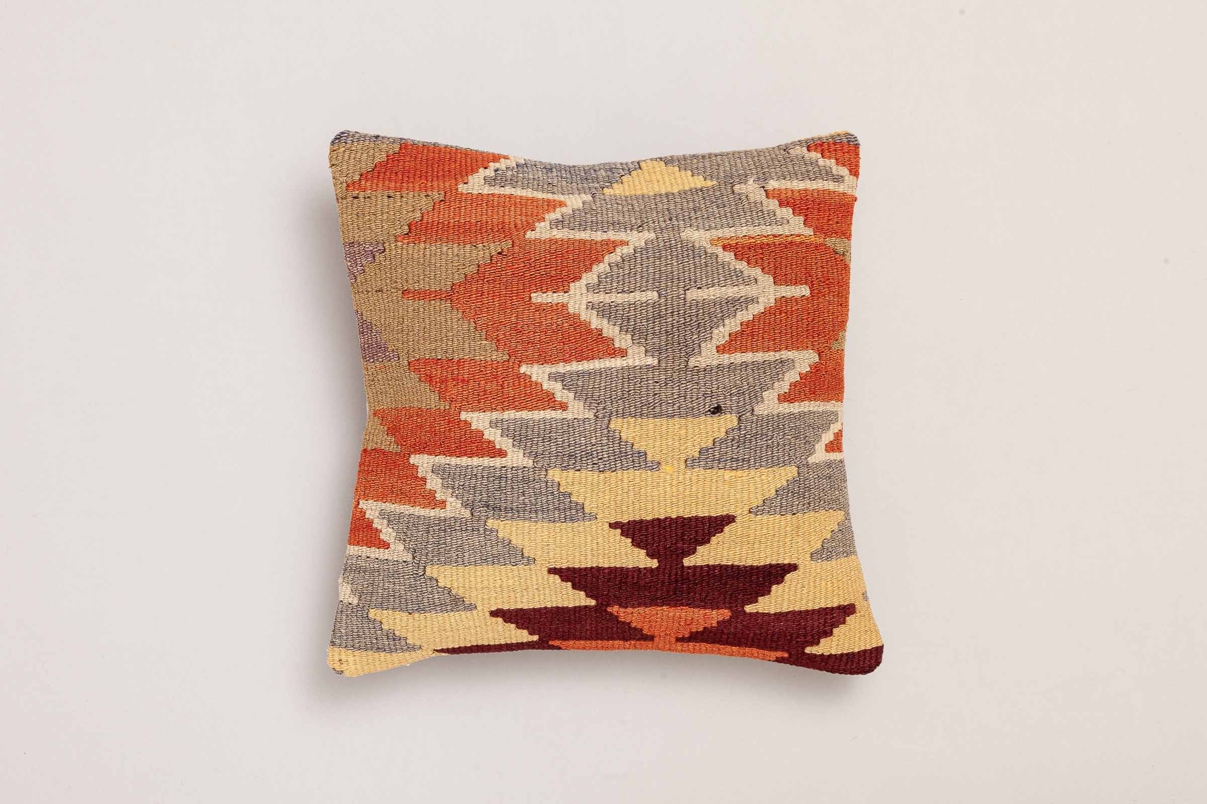 Kilim Cushion "Ecem" (40x40cm) - Wild Heart Free Soul