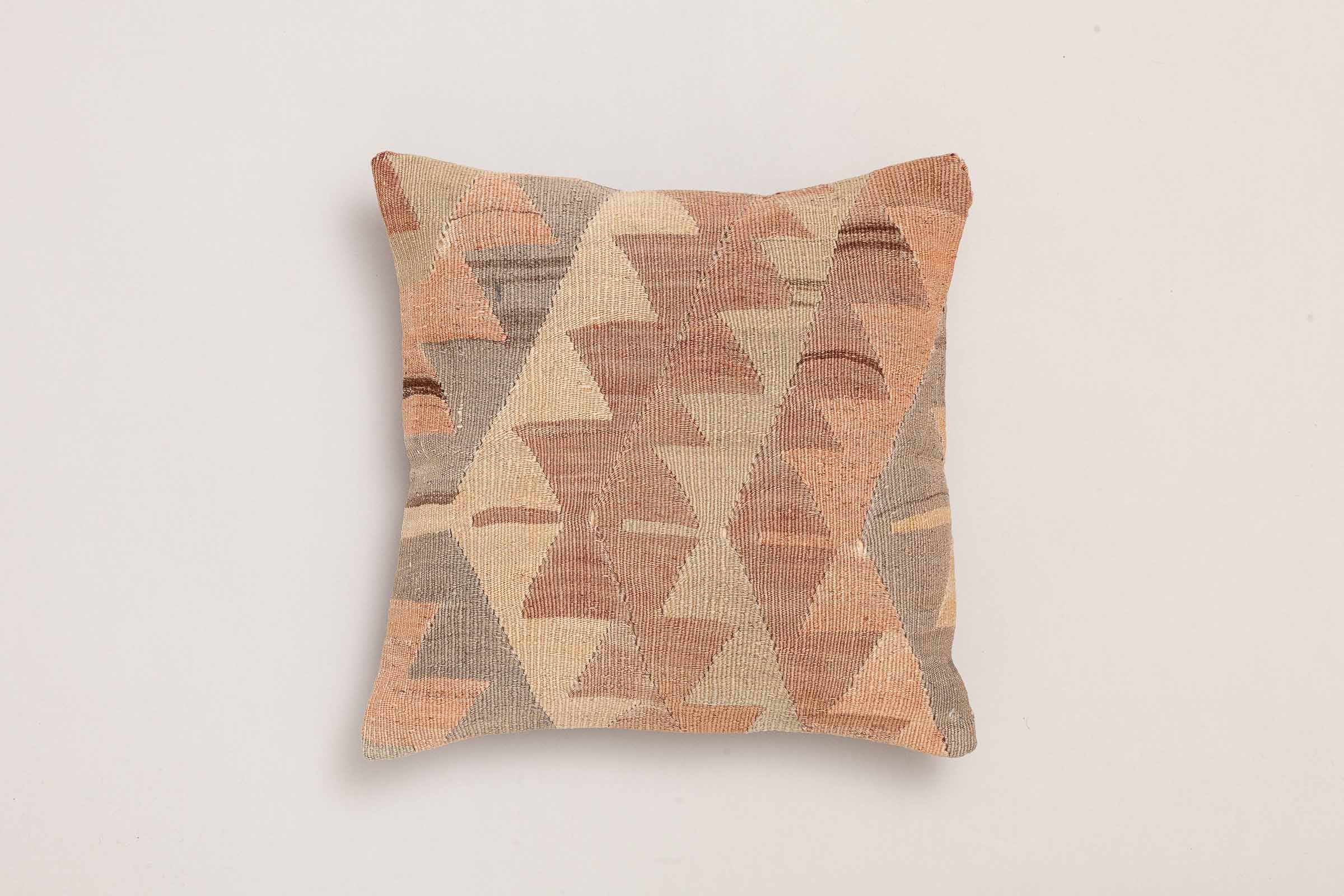 Kilim Cushion "Ezaya" (40x40cm) - Wild Heart Free Soul