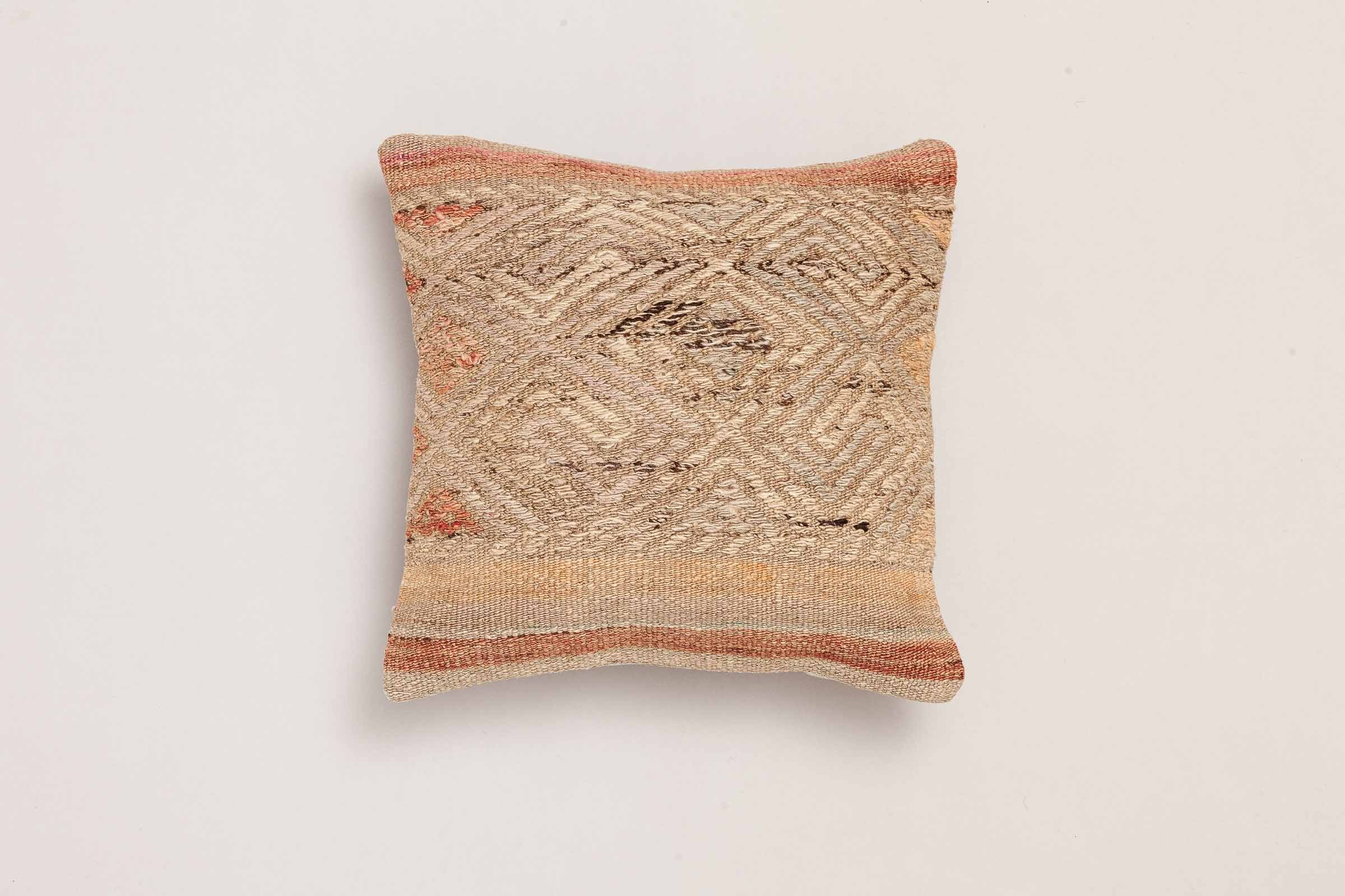 Kilim Cushion "Enay" (40x40cm) - Wild Heart Free Soul