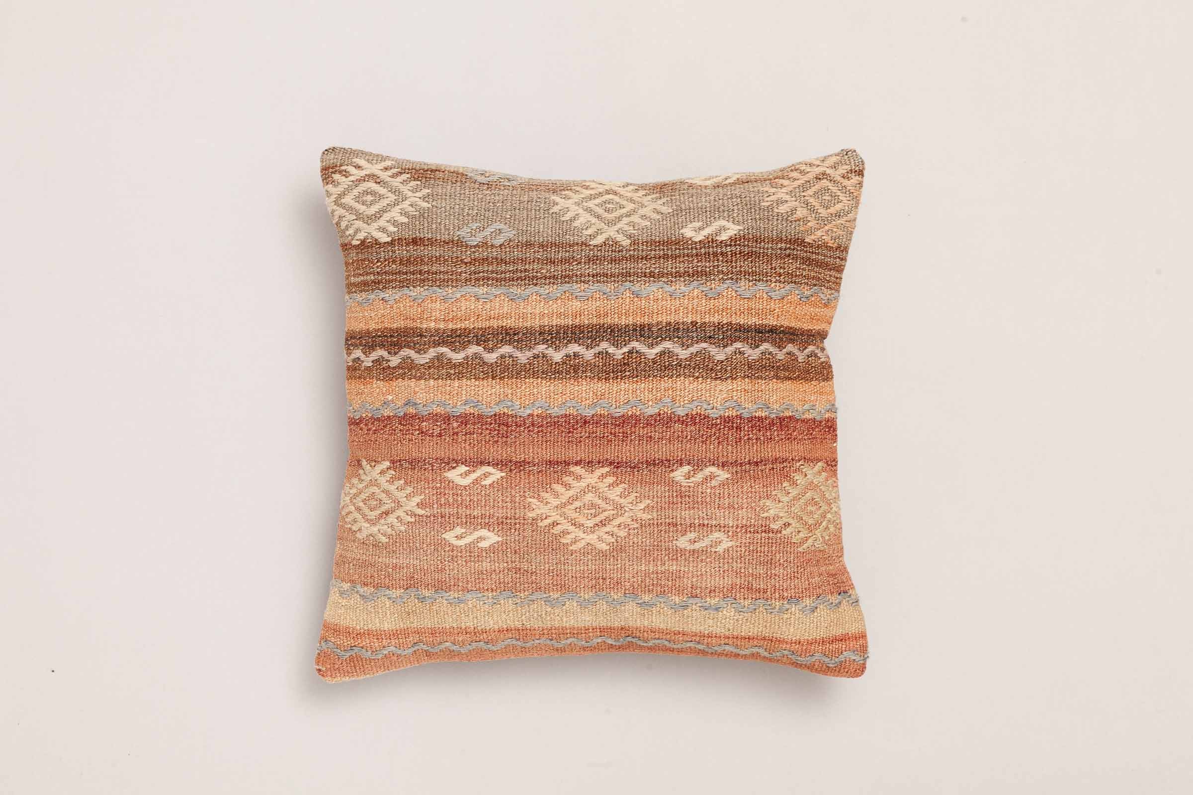 Kilim Cushion "Ezra" (40x40cm) - Wild Heart Free Soul