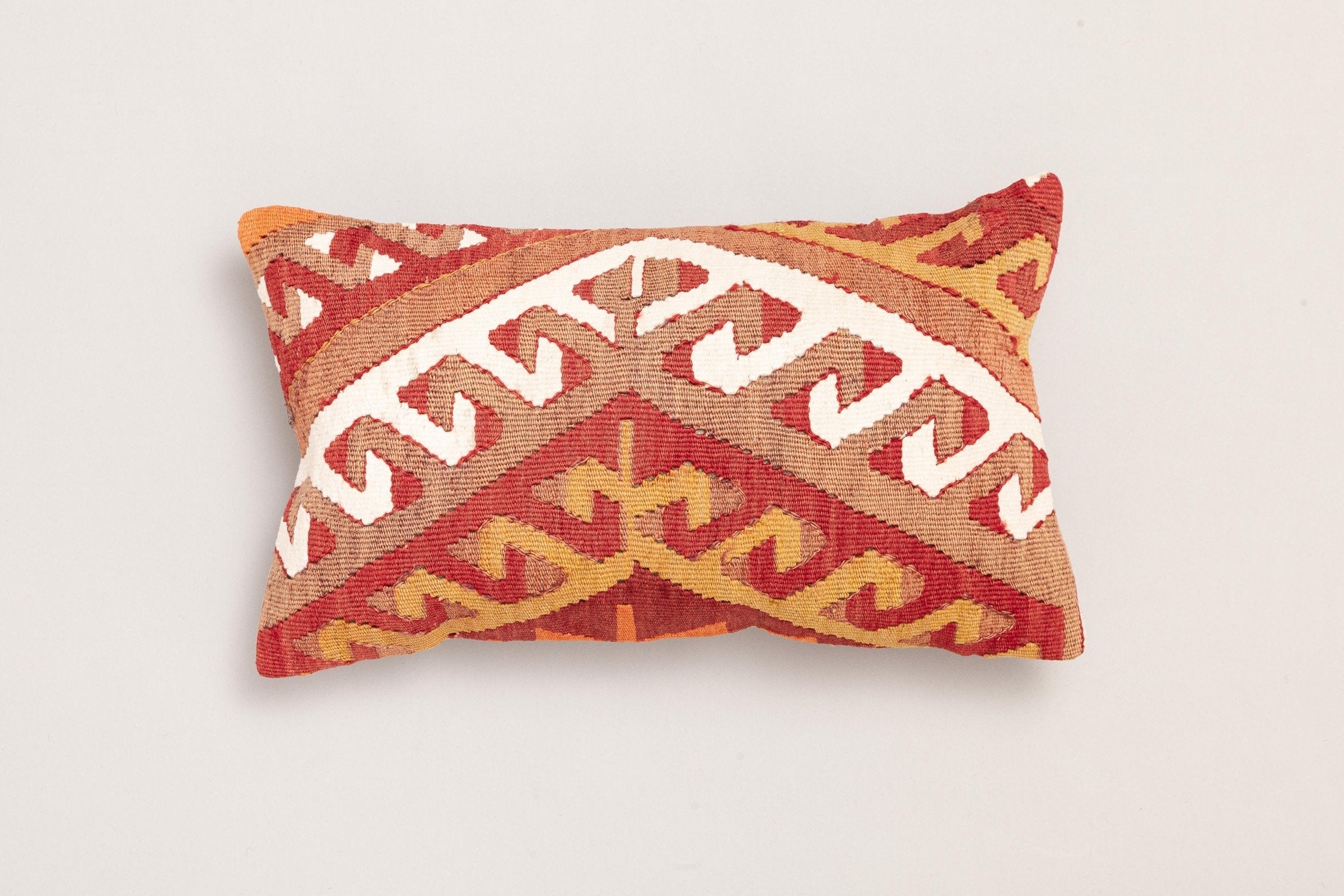 Kilim Cushion "Ahu" (50x30cm) - Wild Heart Free Soul