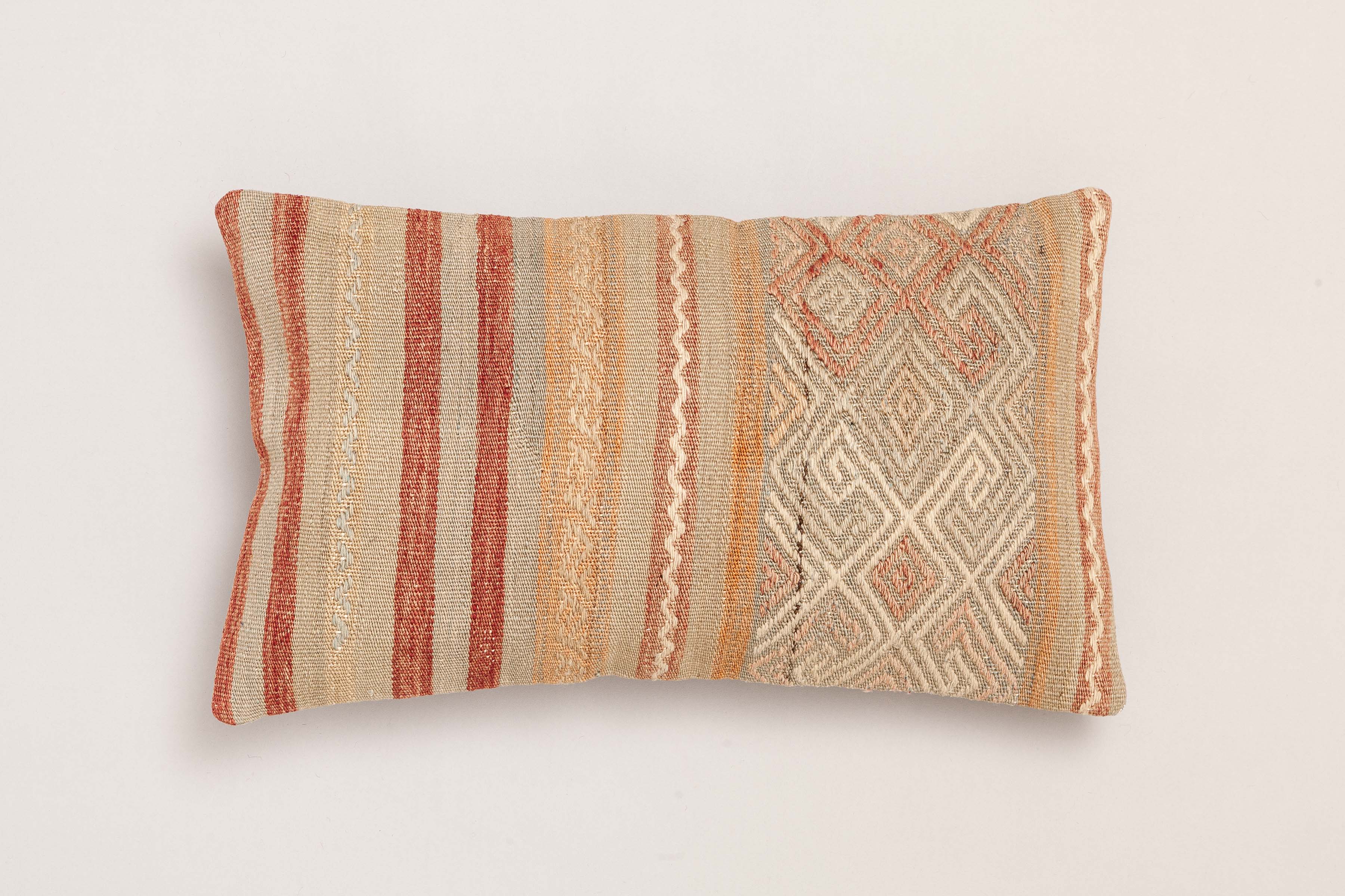 Kilim Cushion "Aypare" (50x30cm) - Wild Heart Free Soul