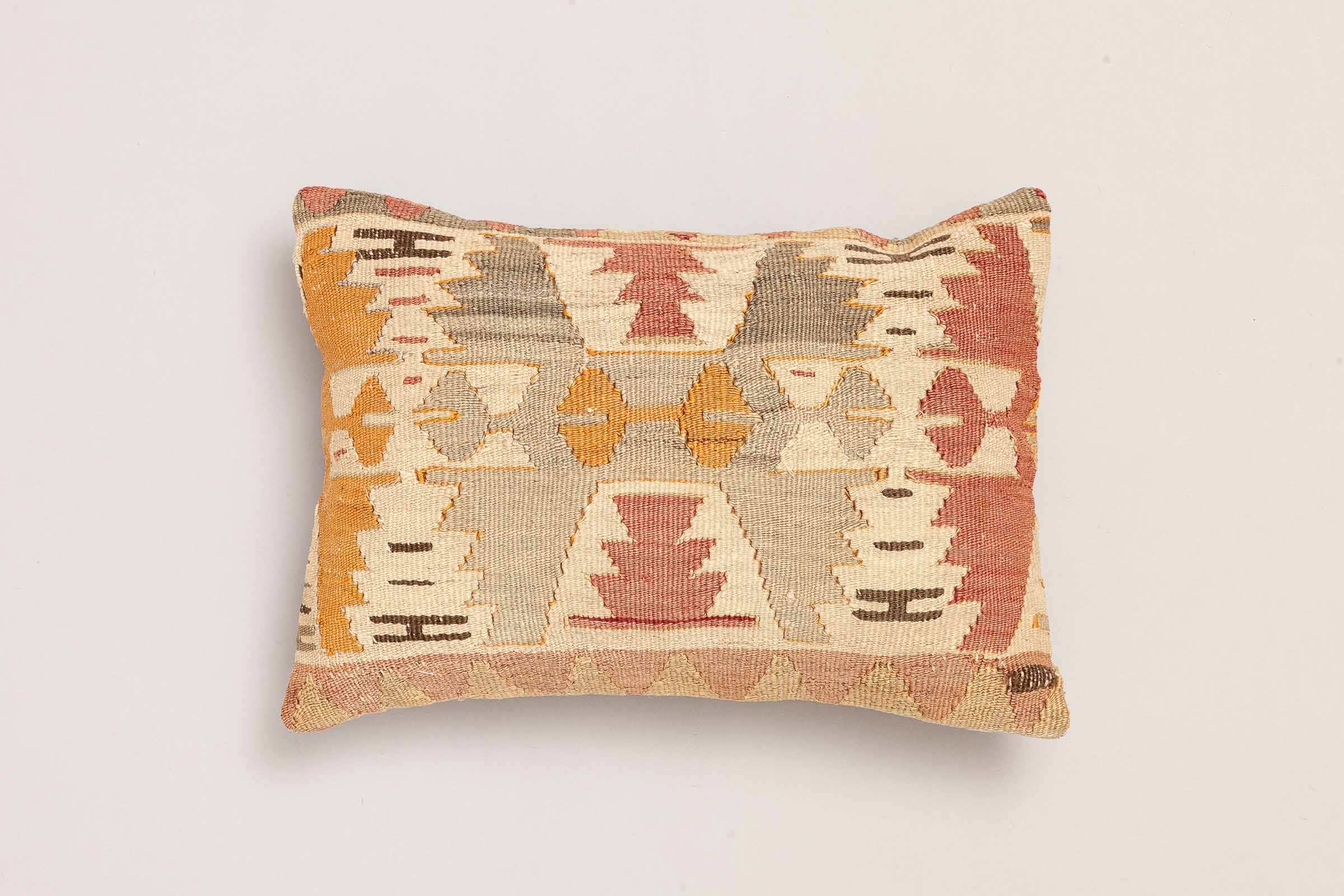 Kilim Cushion "Duygum" (50x35cm) - Wild Heart Free Soul