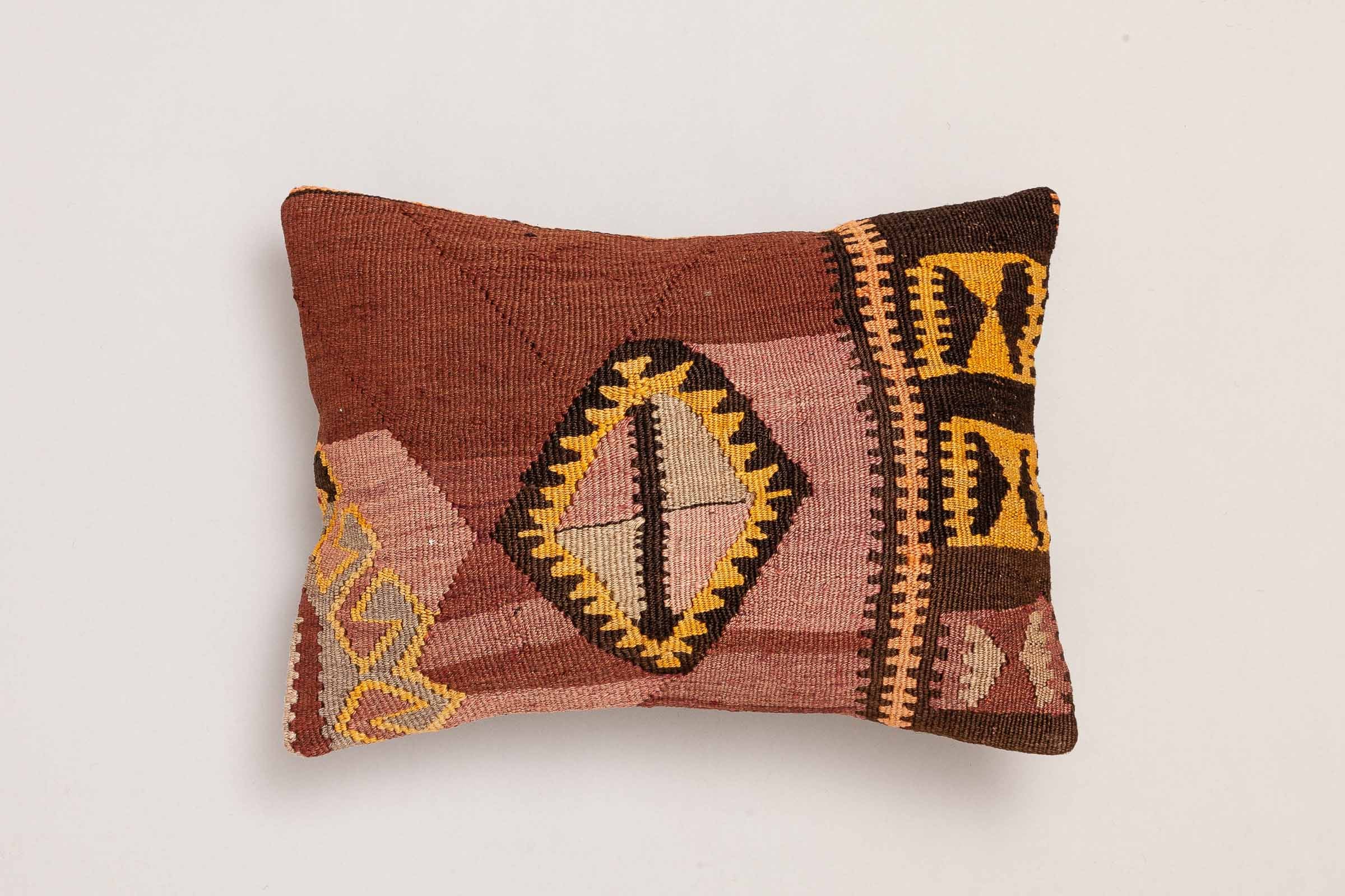Kilim Cushion "Dunya" (50x35cm) - Wild Heart Free Soul