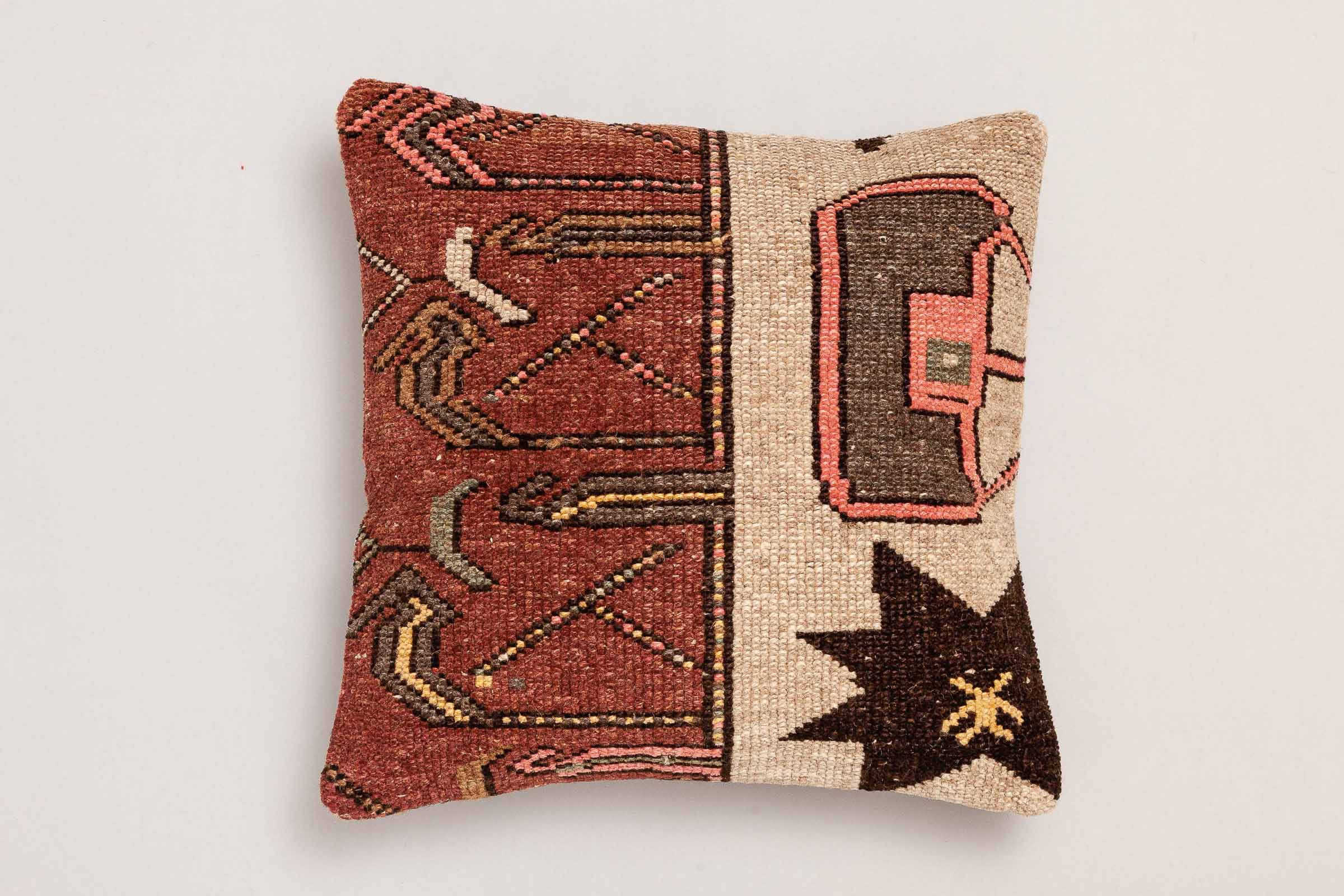 Kilim Cushion "Ilkay" (50x50cm) - Wild Heart Free Soul
