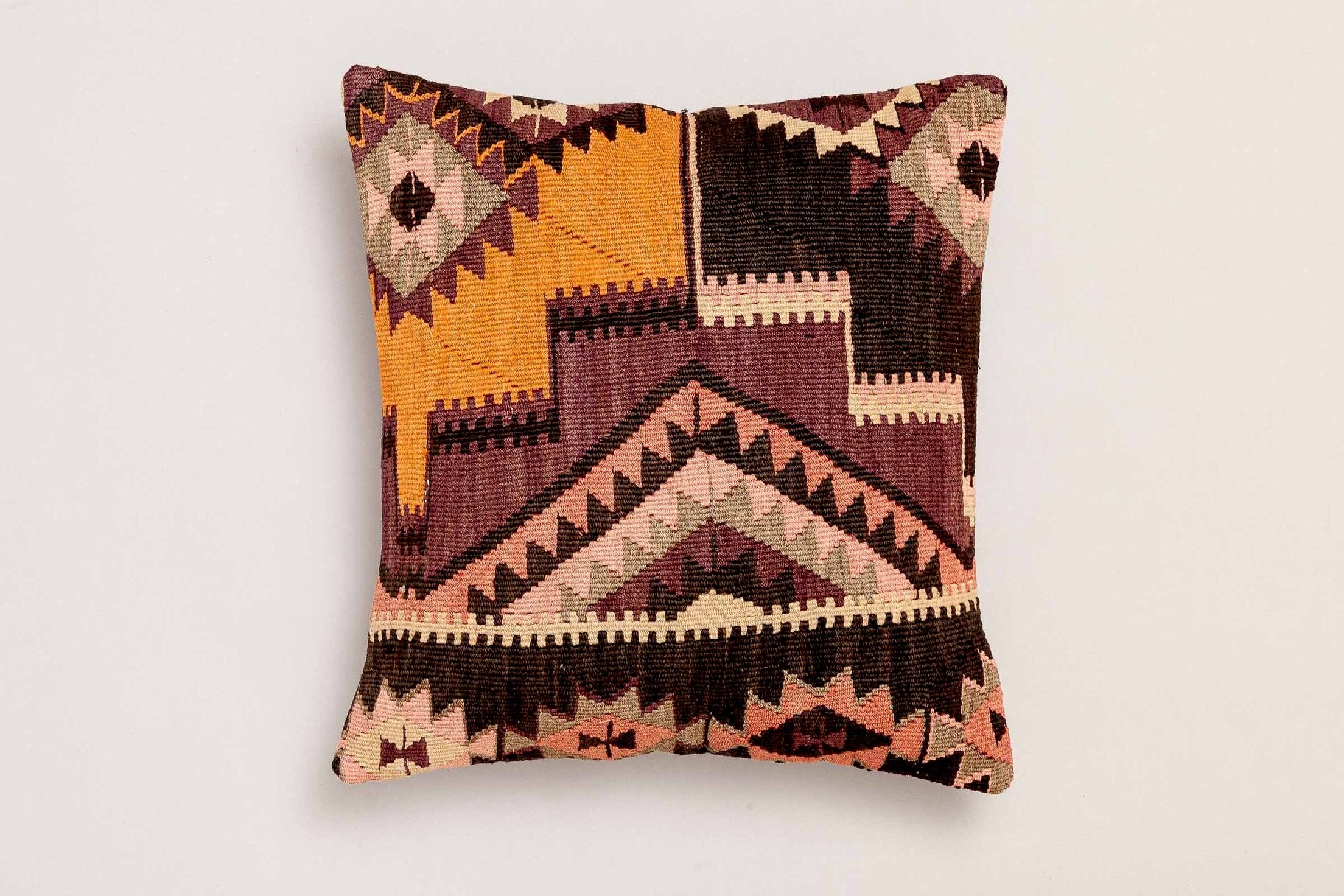 Kilim Cushion "Iyem" (50x50cm) - Wild Heart Free Soul