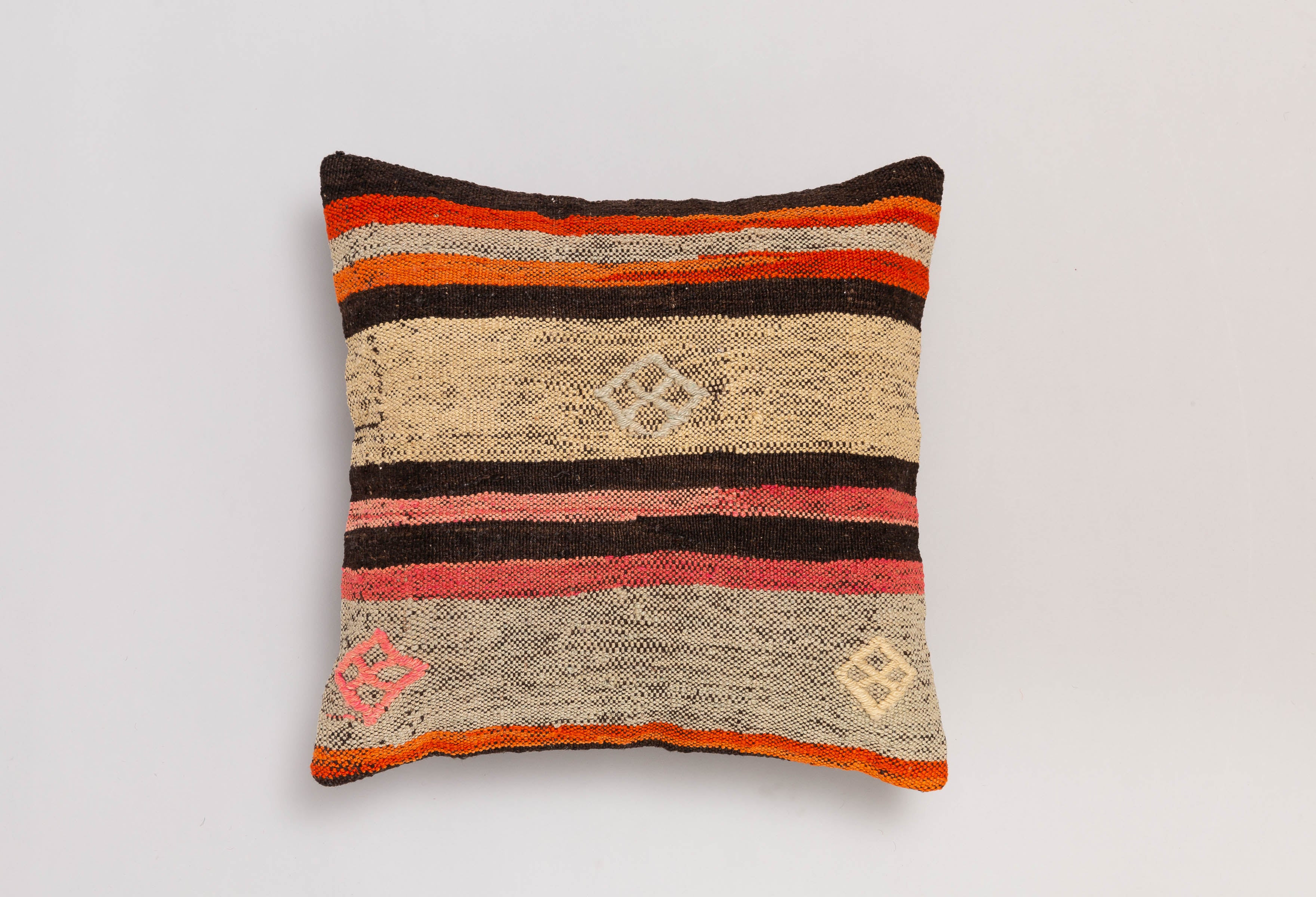 Kilim Cushion "Ajda" (40x40cm) - Wild Heart Free Soul