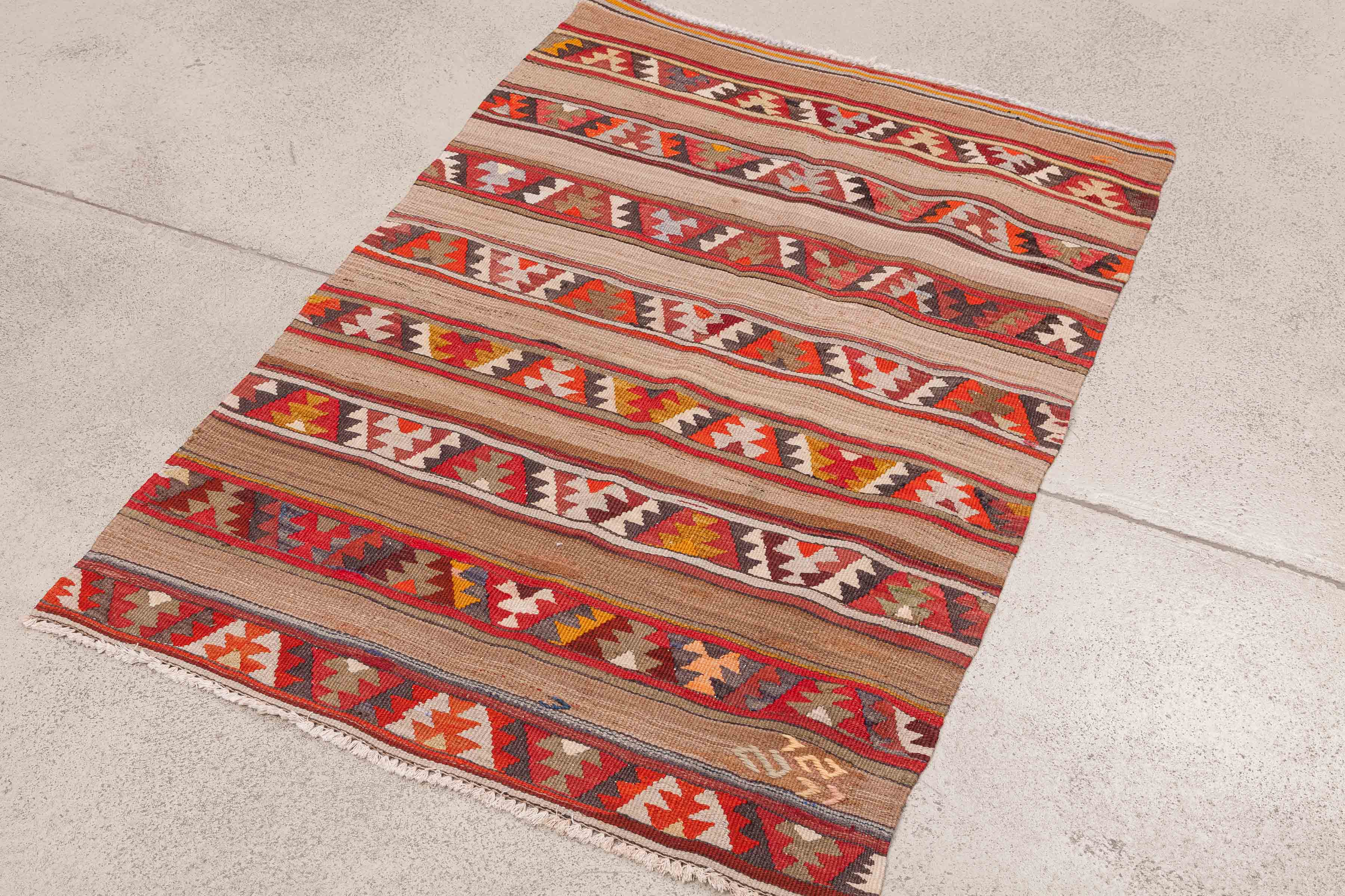 Vintage Kilim rug Fethiye 118x84cm