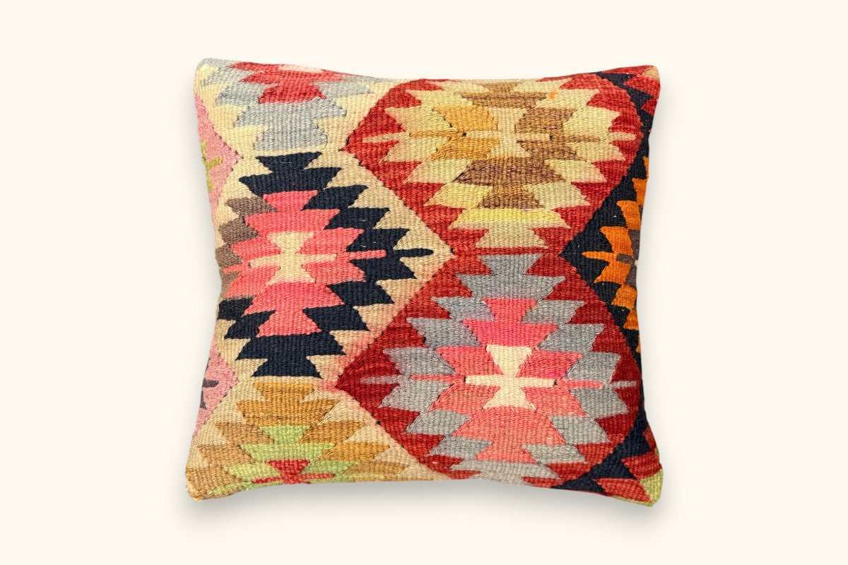 YAZ vintage kilim cushion 40x40cm