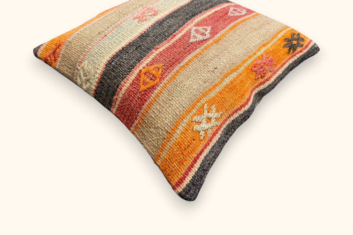 ZUMRA Vintage Kilim Cushion 40x40cm
