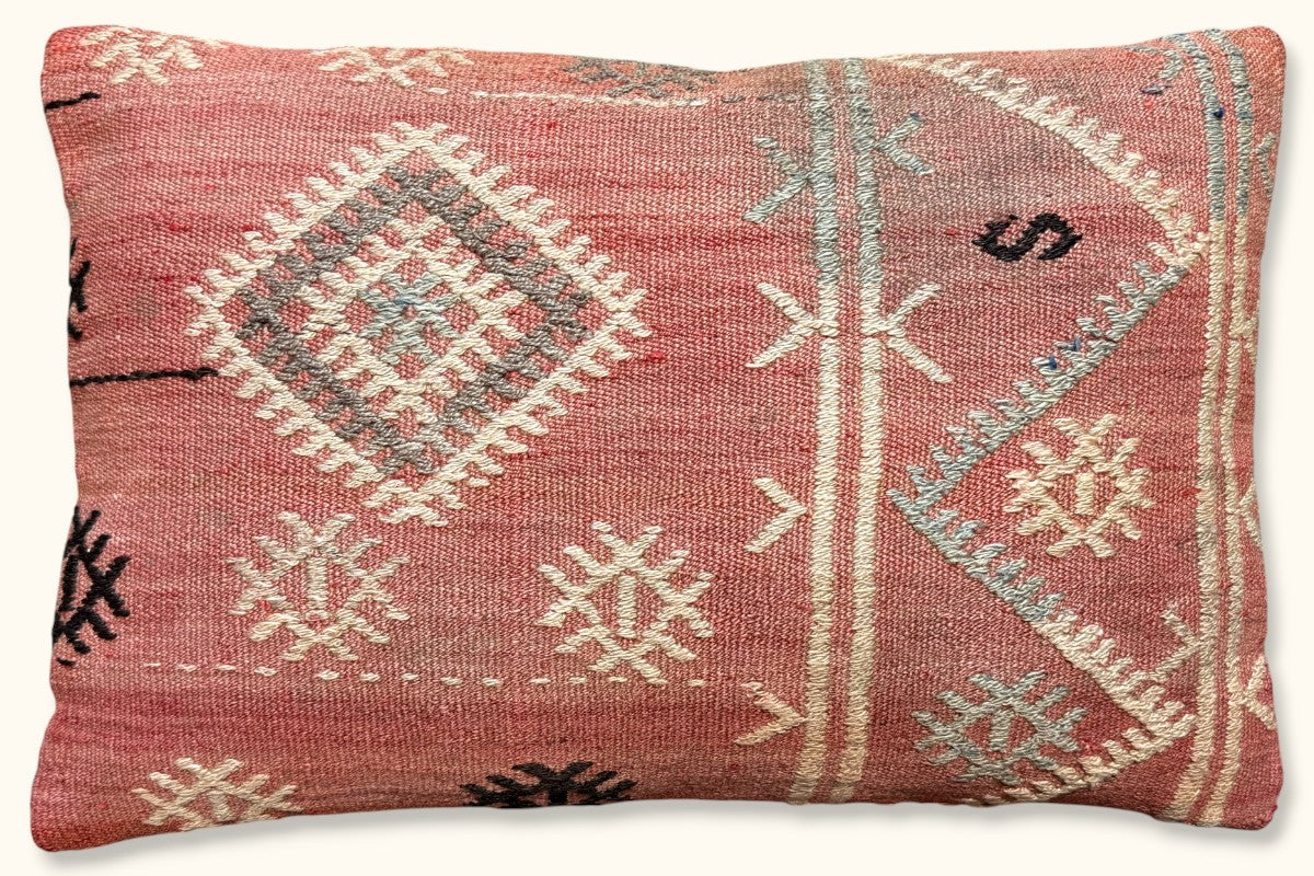 GULIZ Vintage Kelim Kissen 60x40cm