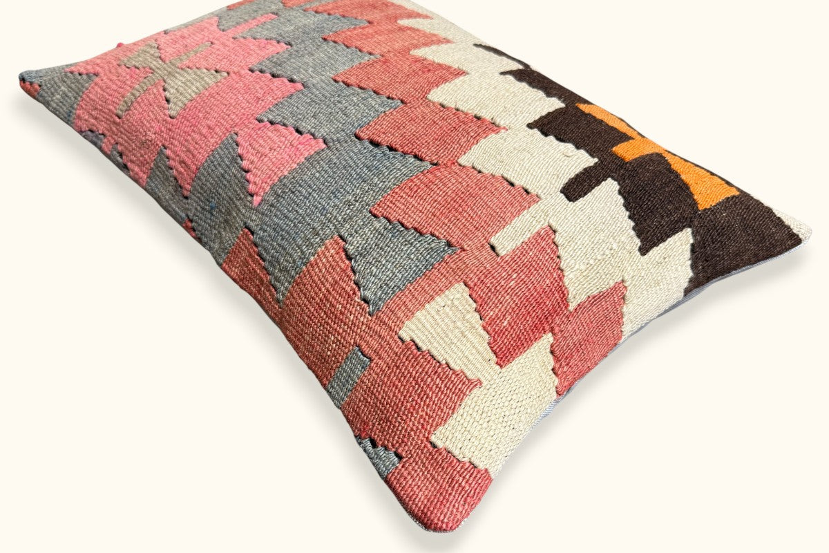 YAGMUR Vintage Kelim Kissen 60x40cm