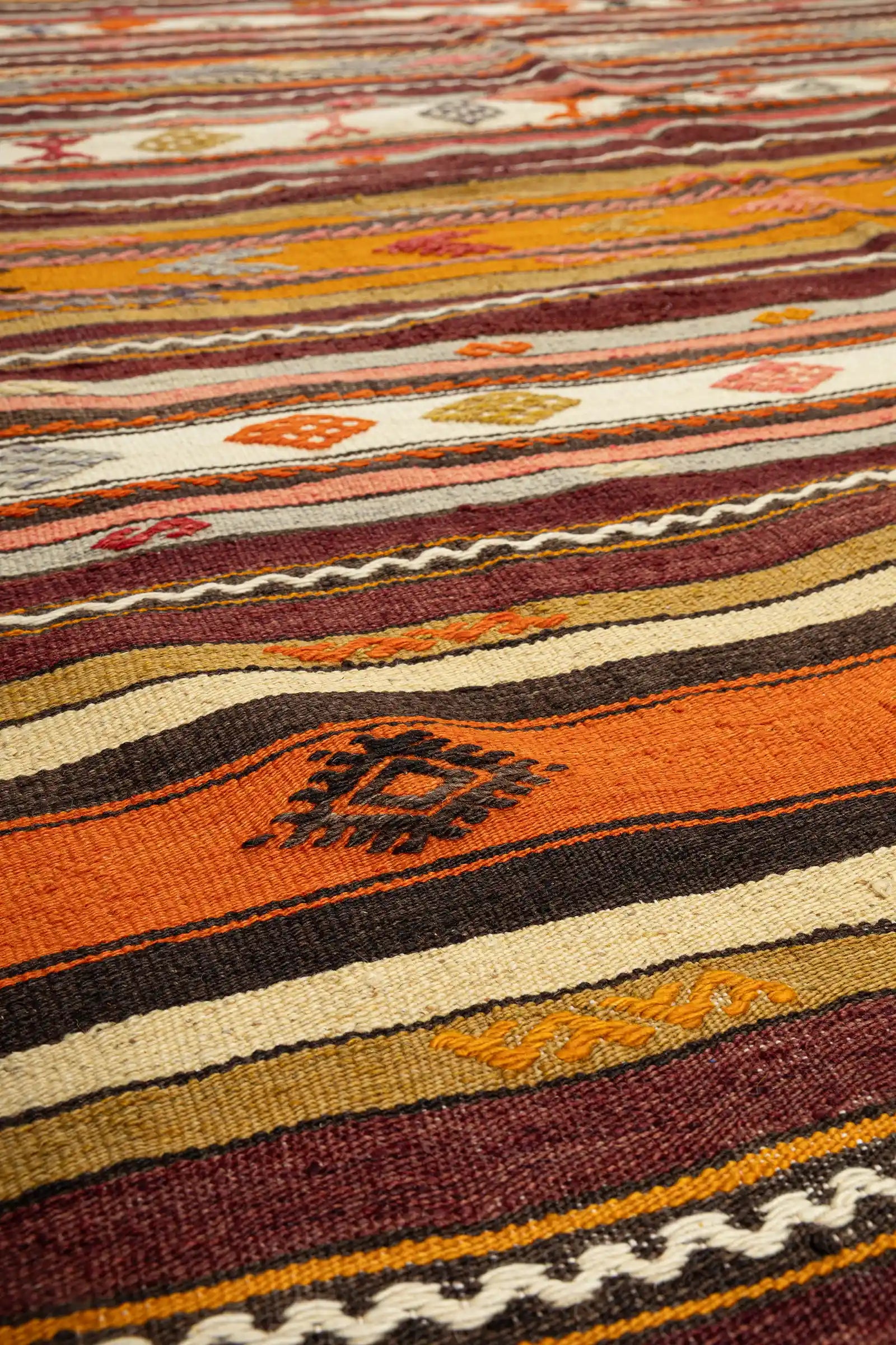 DENIZLI vintage kilim 205x125cm