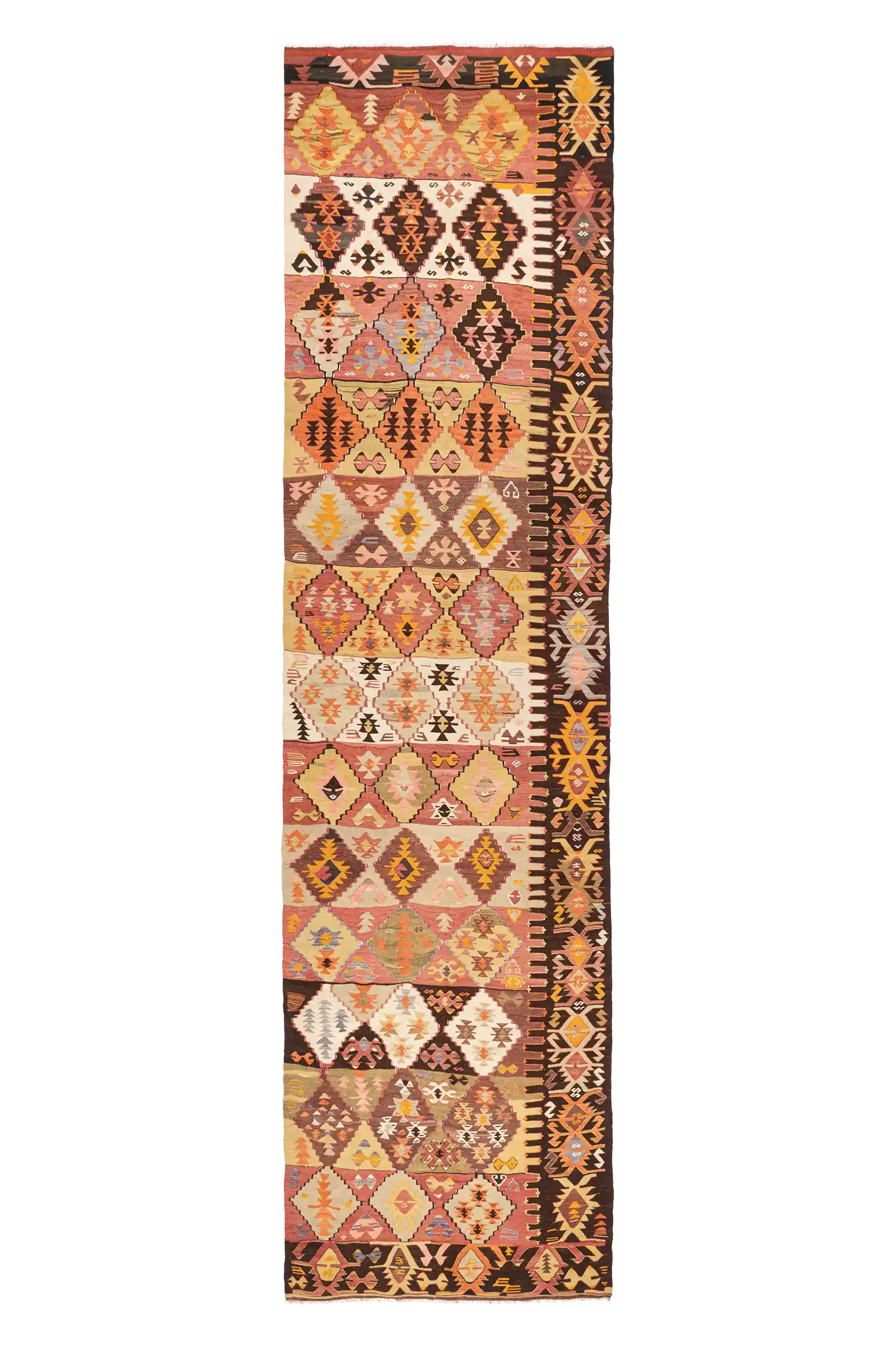 Gesamtansicht des EMIRDAG Kilims – langformatiger Kelim mit repetitiver Blockstruktur aus farblich kontrastierenden Rautenmustern und einseitiger grafischer Bordüre