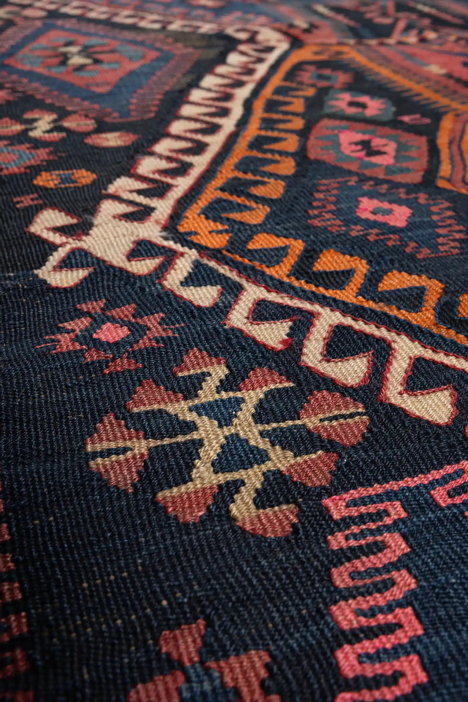 HAKKARI vintage kilim 159x123cm