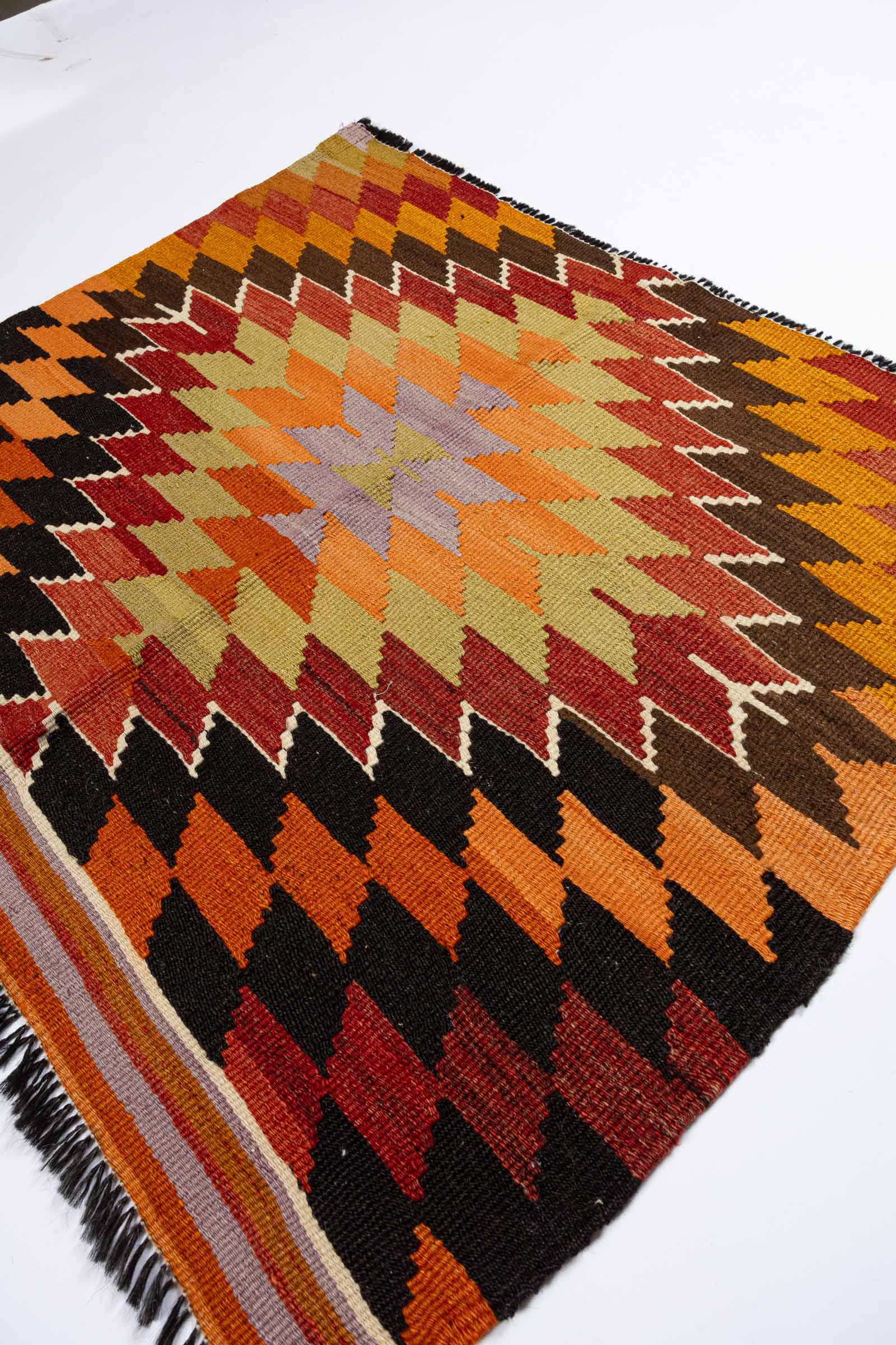 MUT Vintage Kilim 110x93cm