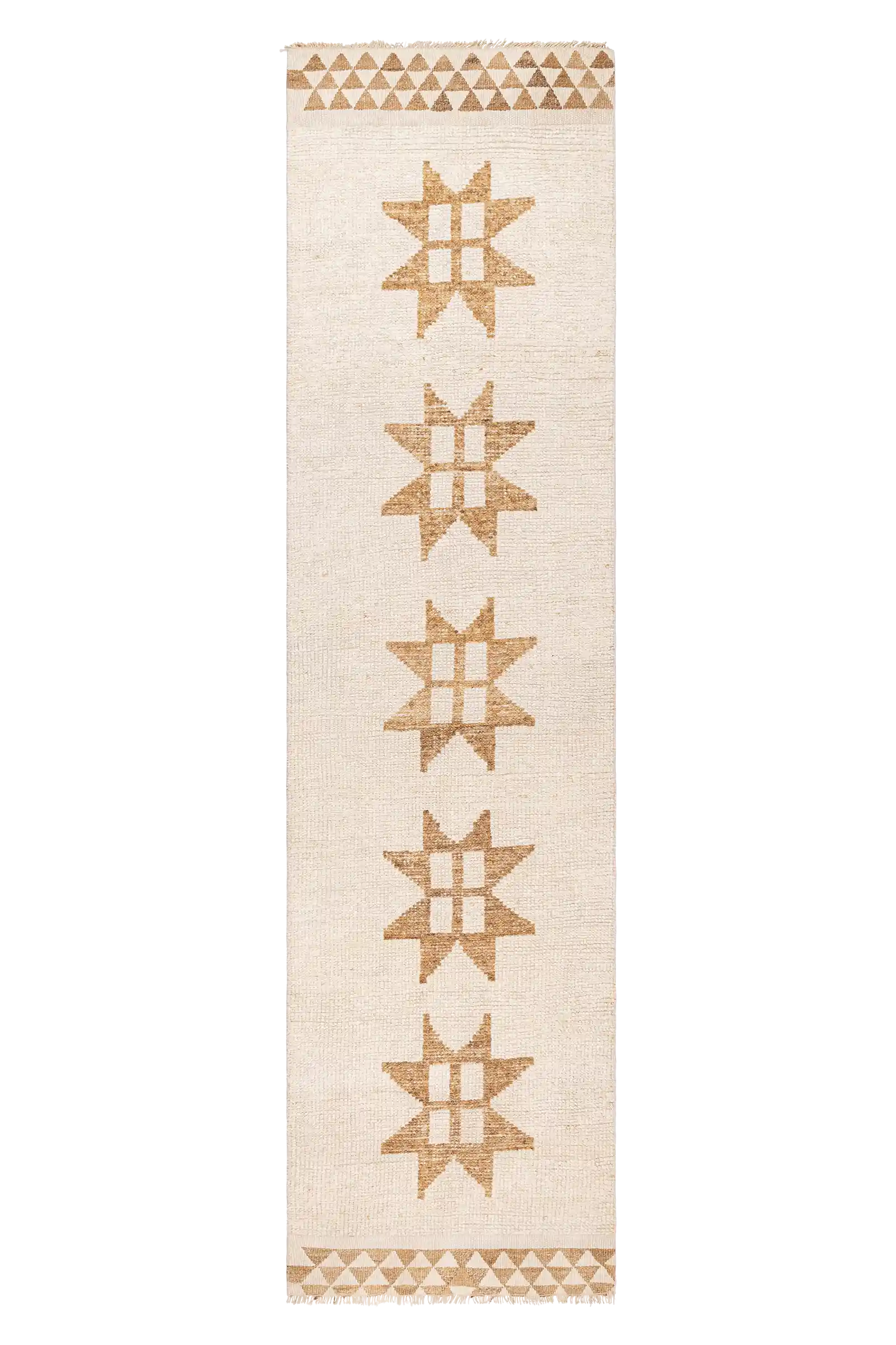Draufsicht auf einen langen Vintage-Kelim in Naturtönen mit fünf großen, sternförmigen Ornamenten in gleichmäßiger Anordnung auf hellem Hintergrund und geometrischem Dreiecksband an beiden Enden.

