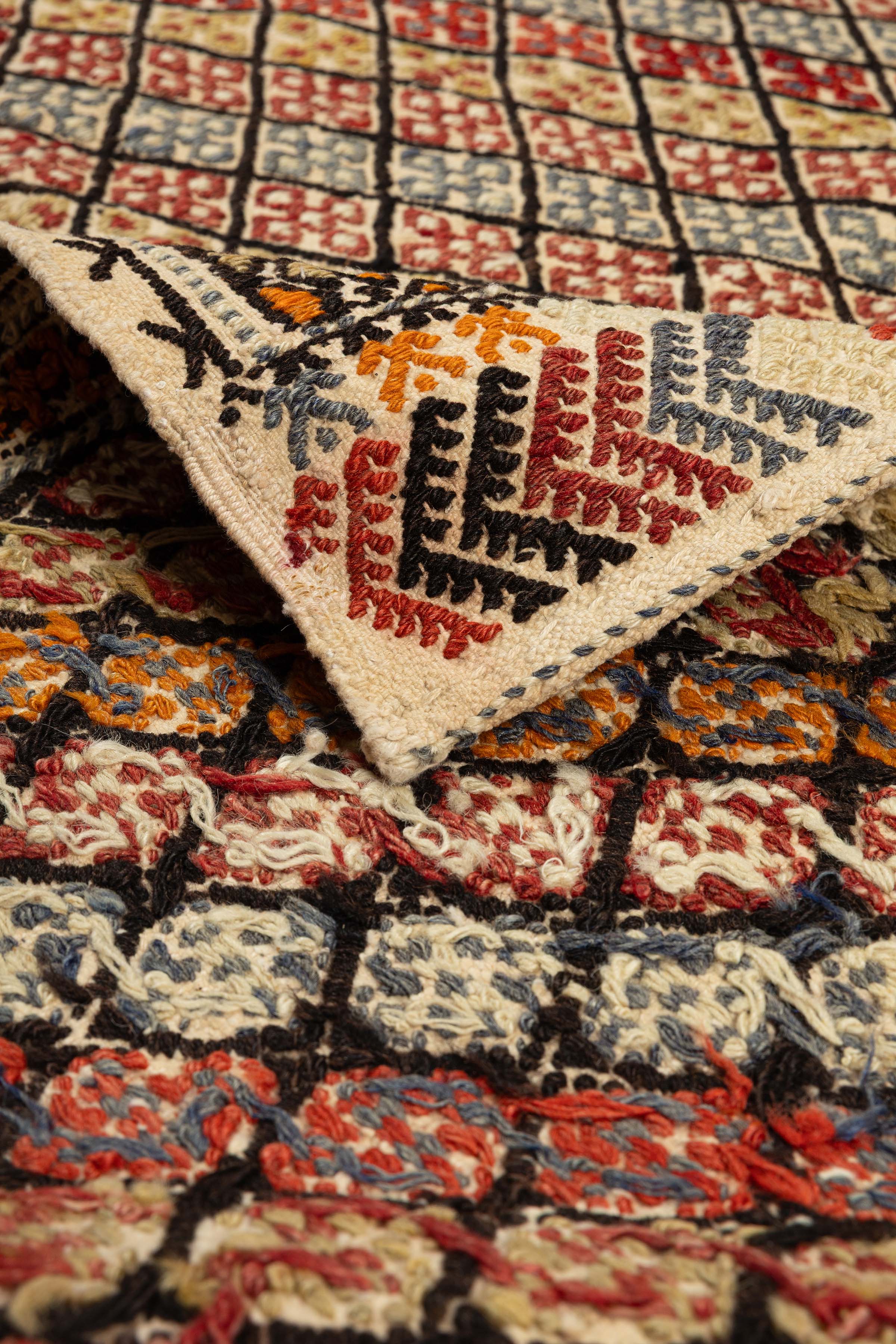 USAK Sofra Vintage Kilim 125x118cm