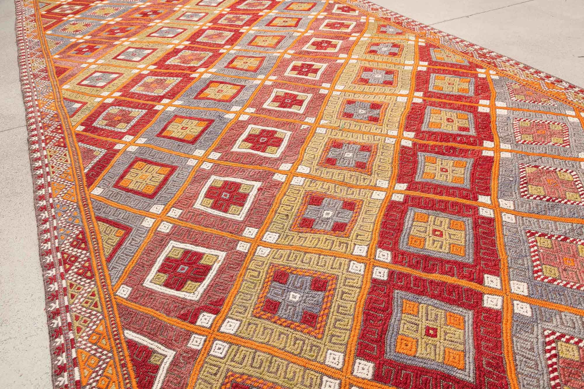 AFYON Vintage Kilim 325x146cm - Wild Heart Free Soul
