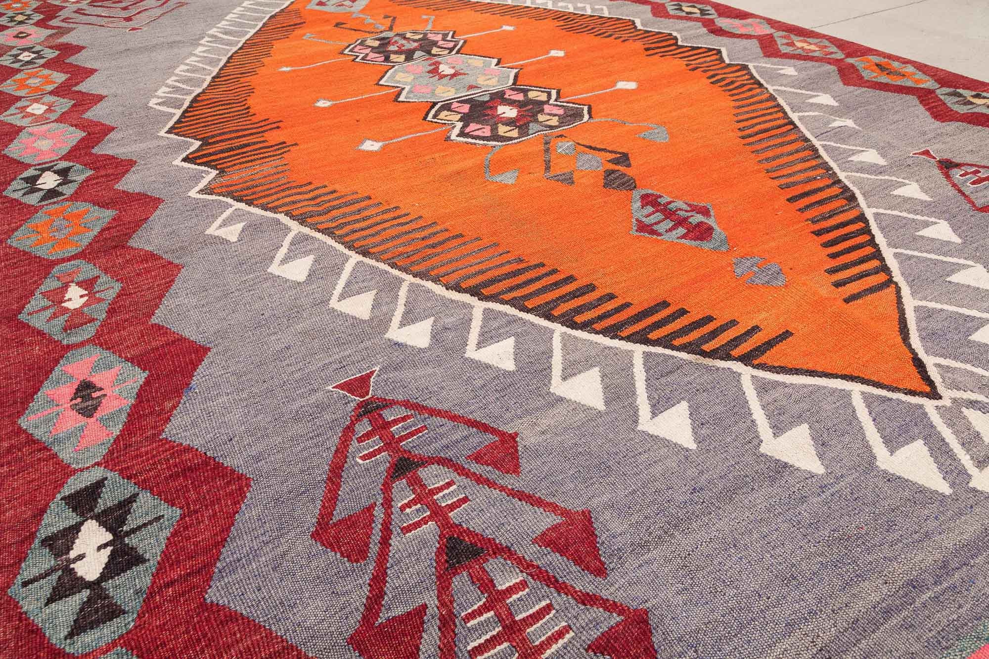 ANAMUR Vintage Kilim 303x205cm - Wild Heart Free Soul