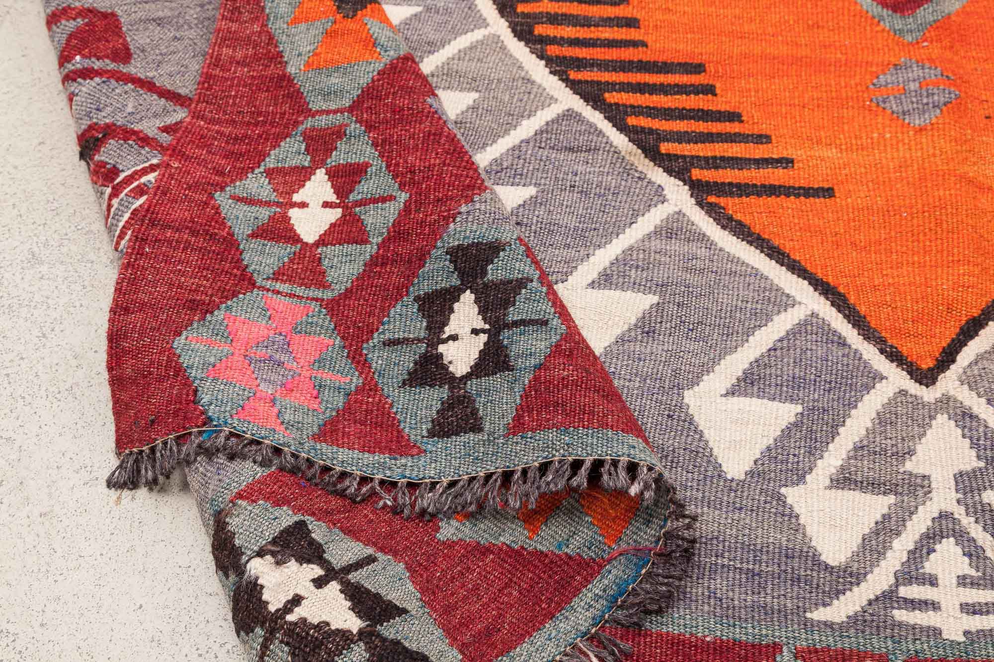 ANAMUR Vintage Kilim 303x205cm - Wild Heart Free Soul