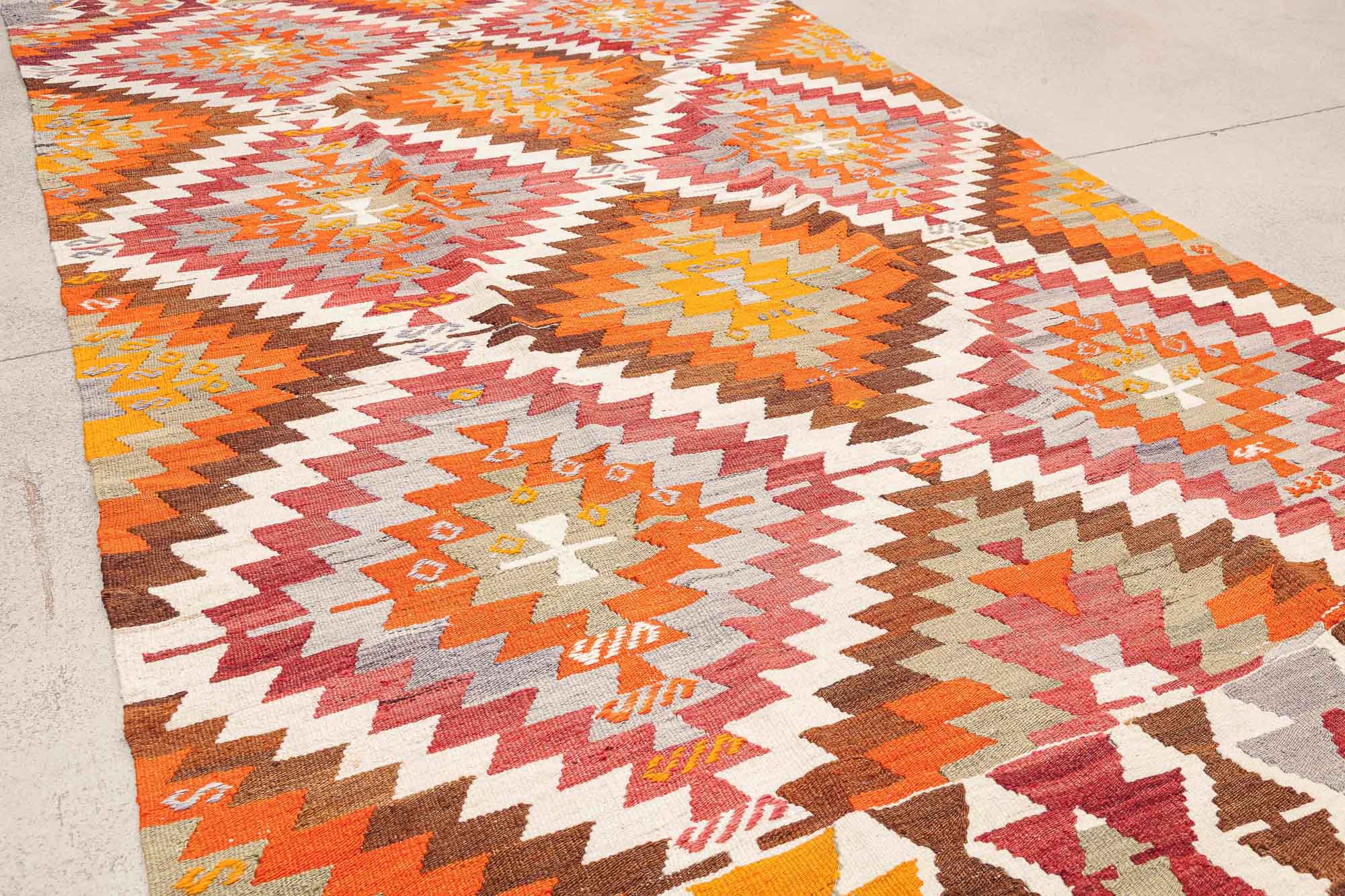CAL Vintage Kilim 240x143cm - Wild Heart Free Soul