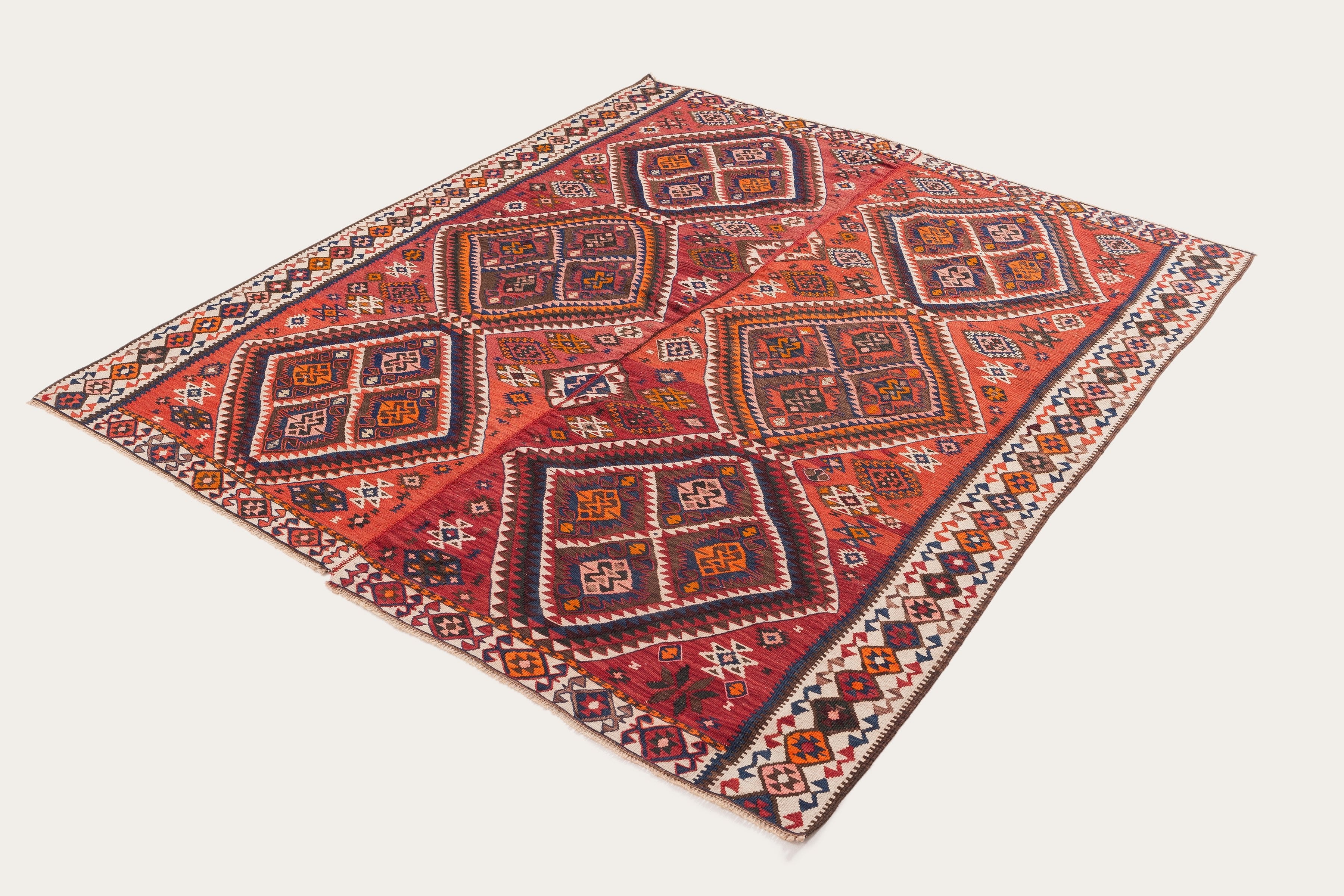 HAKKARI Vintage Kilim 222x204cm - Wild Heart Free Soul