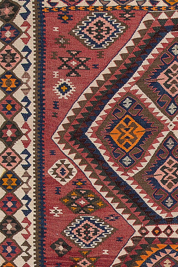 HAKKARI Vintage Kilim 222x204cm - Wild Heart Free Soul