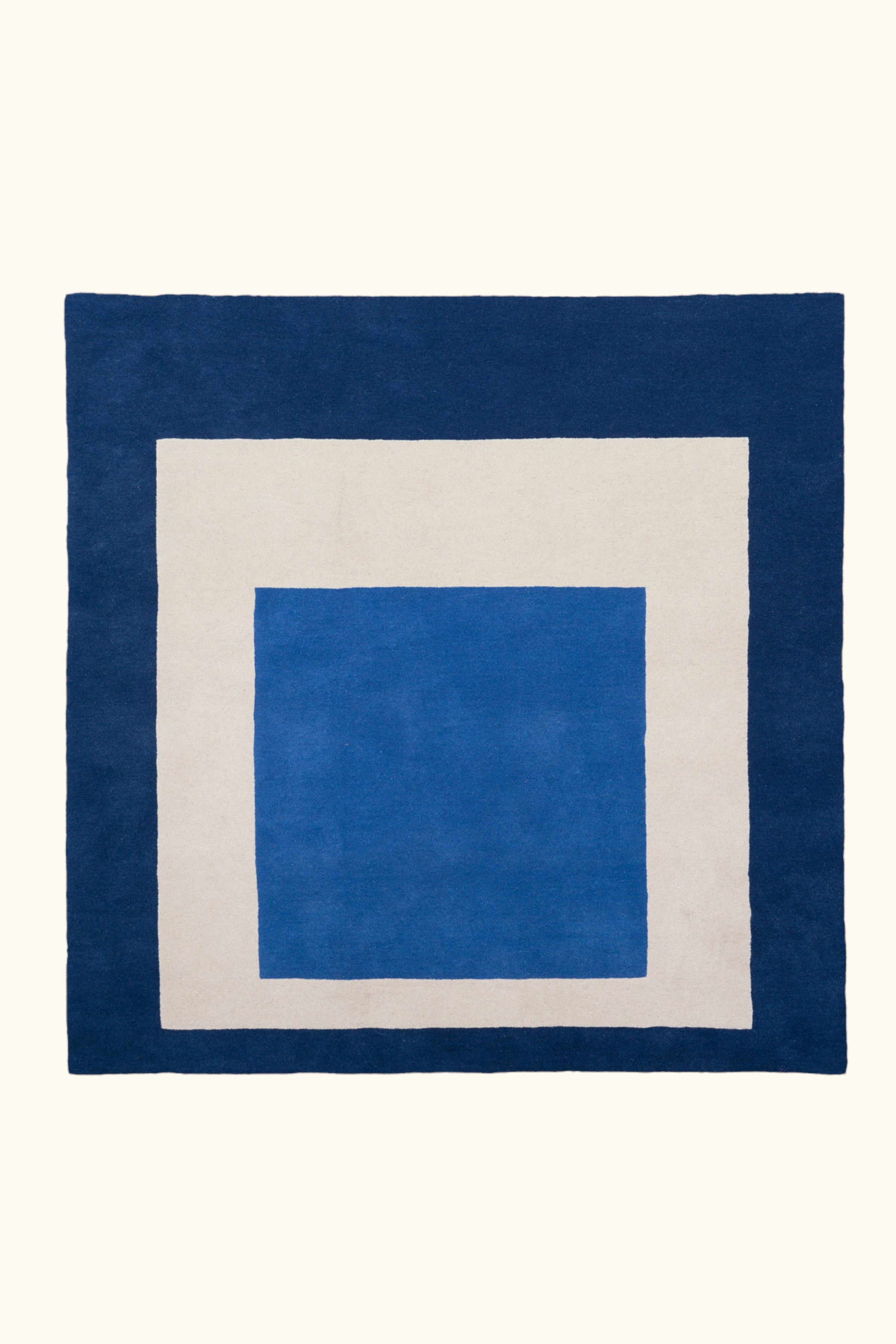 Josef Albers Bauhaus Teppich 'HOMAGE TO THE SQUARE' Blau/Weiss 175x175 cm - Wild Heart Free Soul