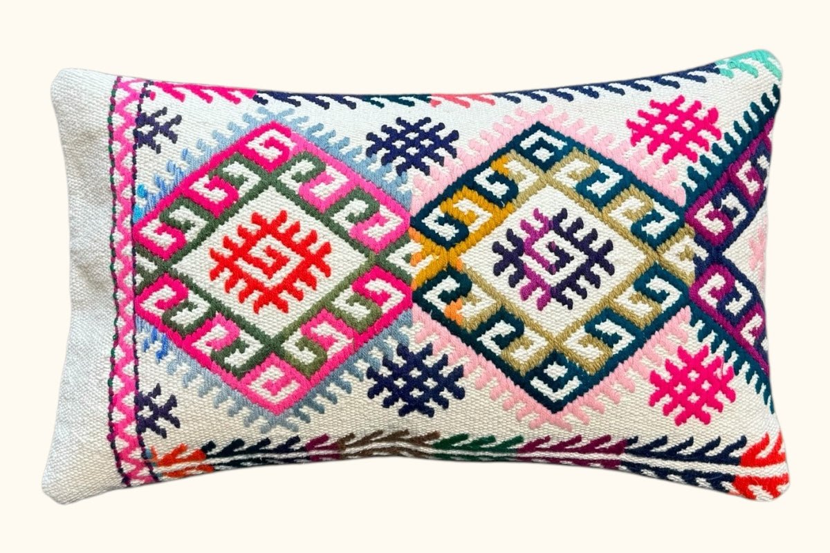 Kelim Kissen Elif 50x30cm - Wild Heart Free Soul