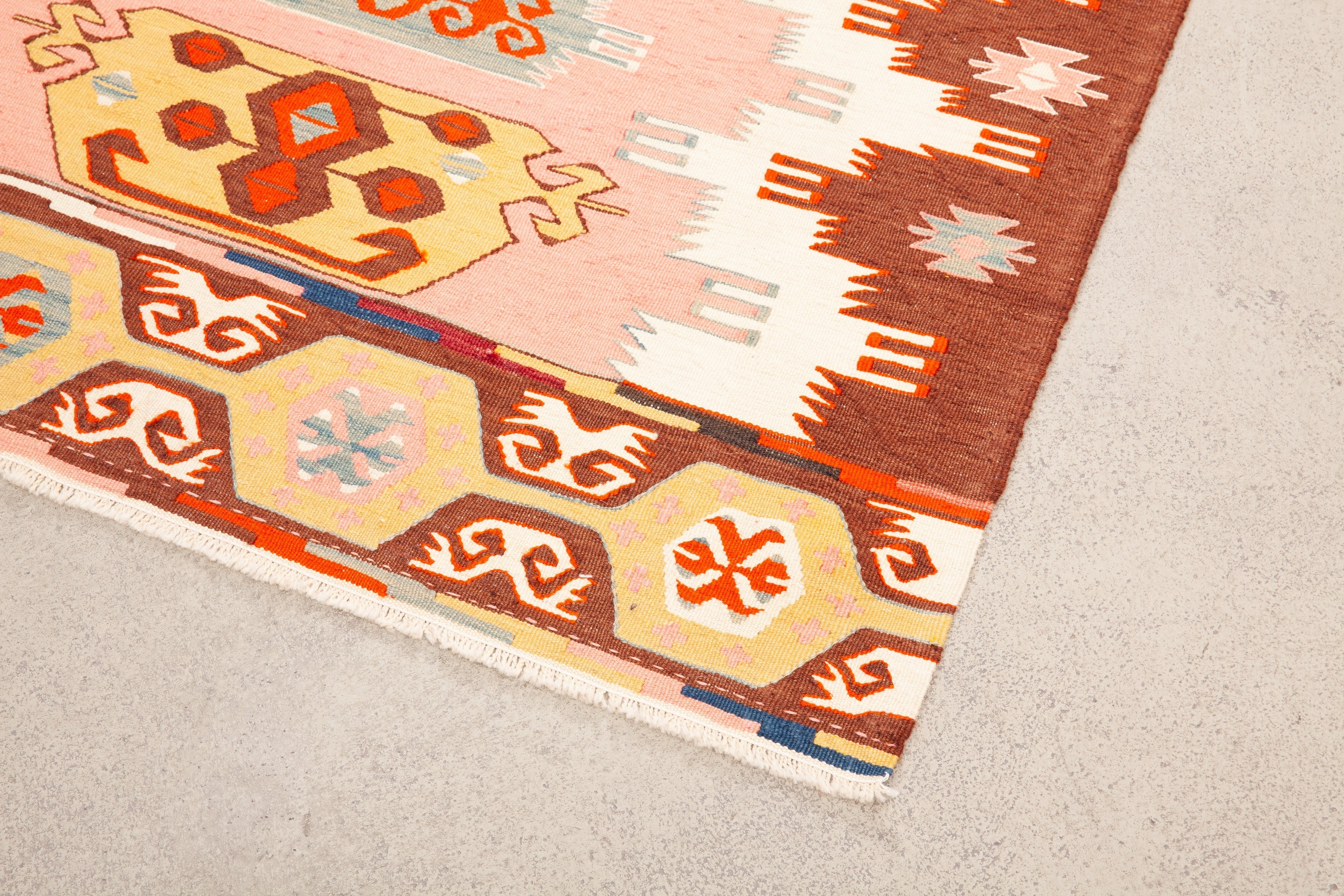 Kilim Pink Prayer 168x111cm - Wild Heart Free Soul