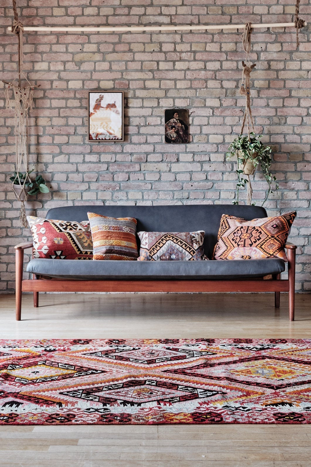 Vintage Kilim 1940s, Mut / Anatolia 300 x 144 cm