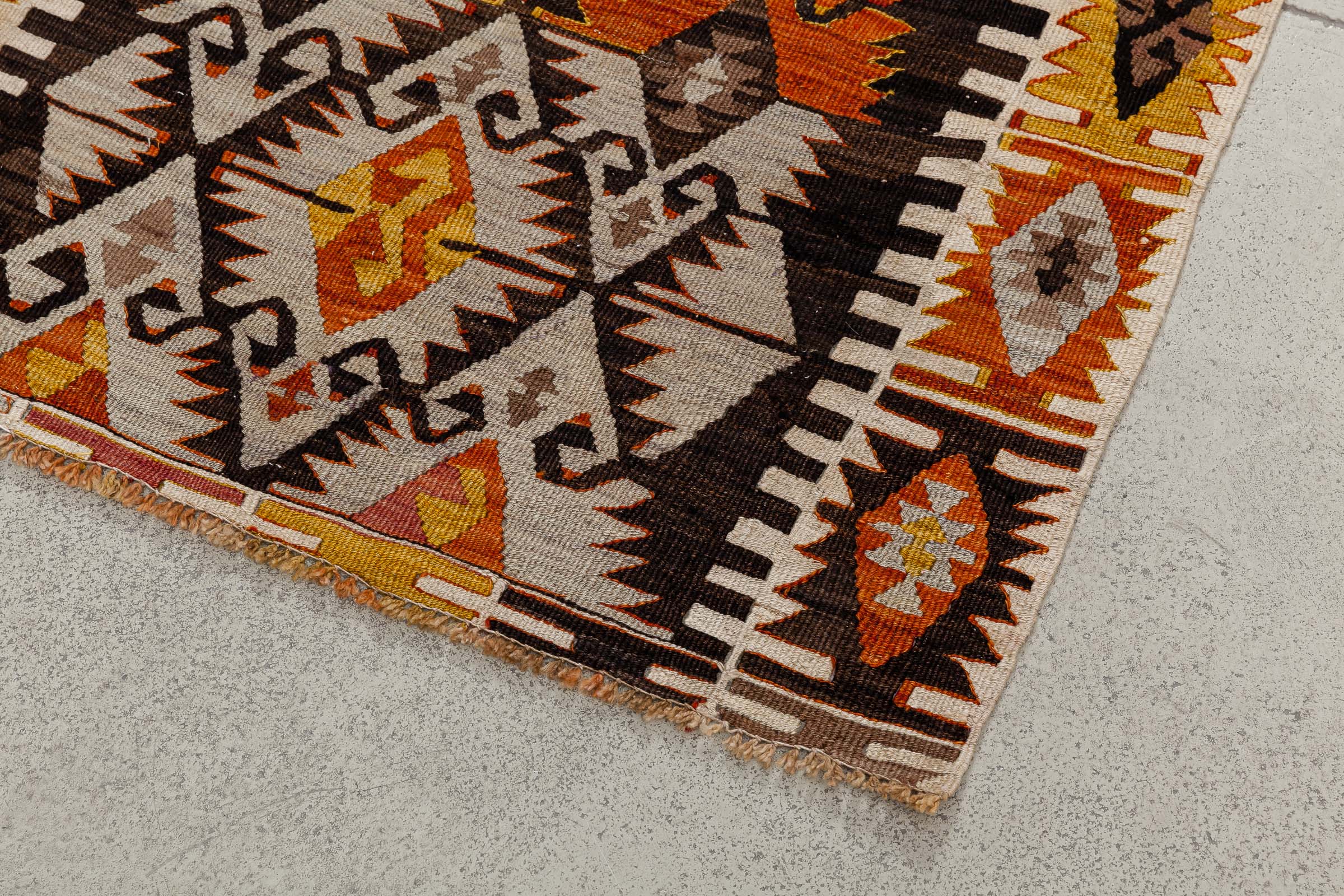 SIVRIHISAR Vintage Kilim 125x93cm - Wild Heart Free Soul