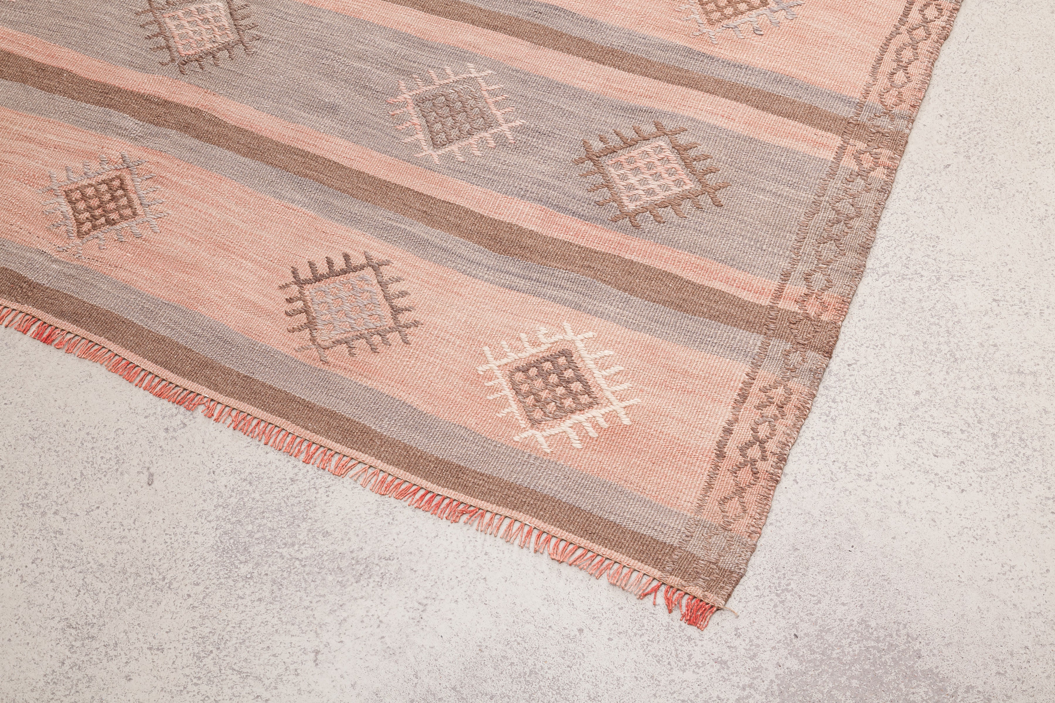 USAK Vintage Kilim 290x153cm - Wild Heart Free Soul