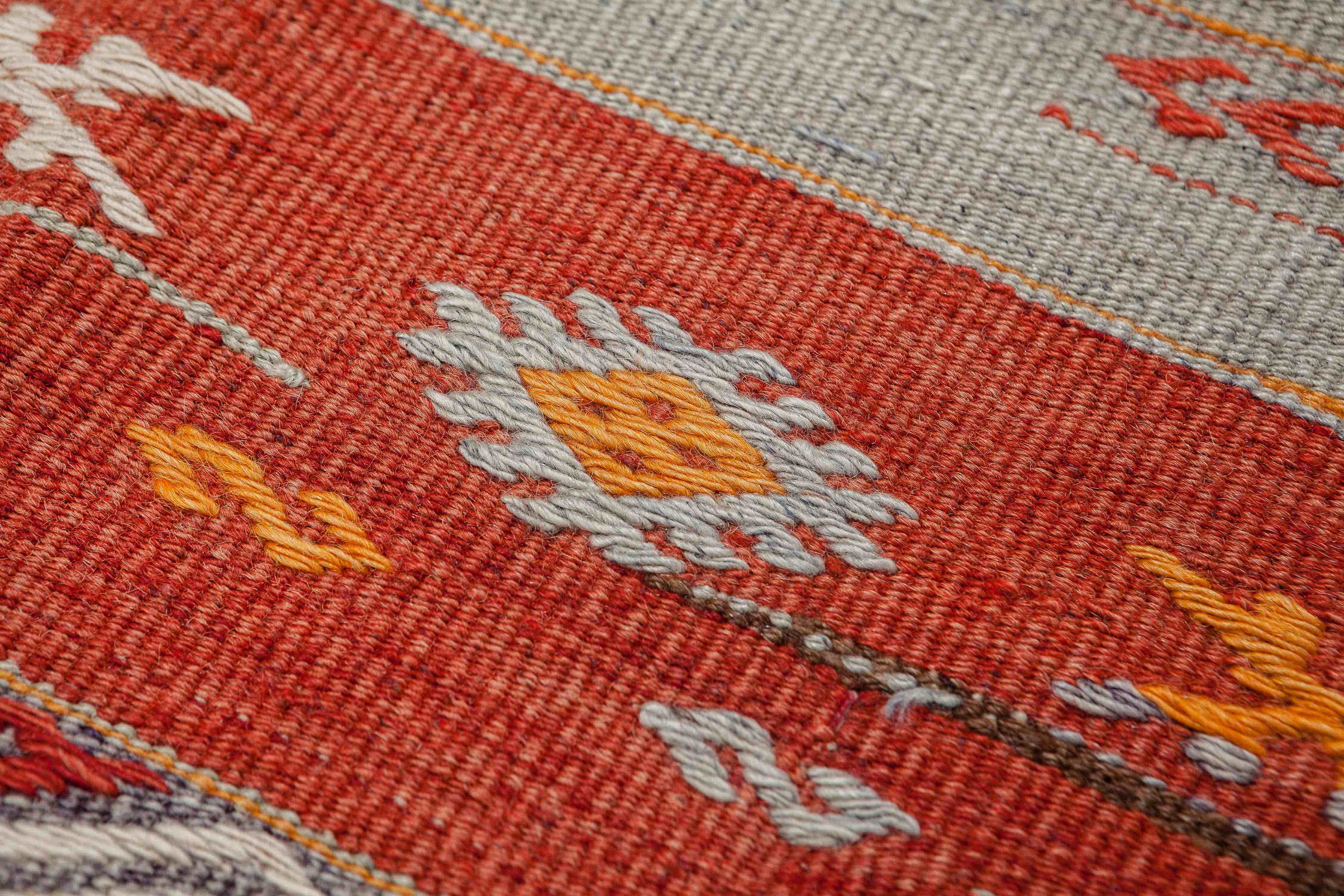 Vintage Kilim Cal 122x117cm - Wild Heart Free Soul