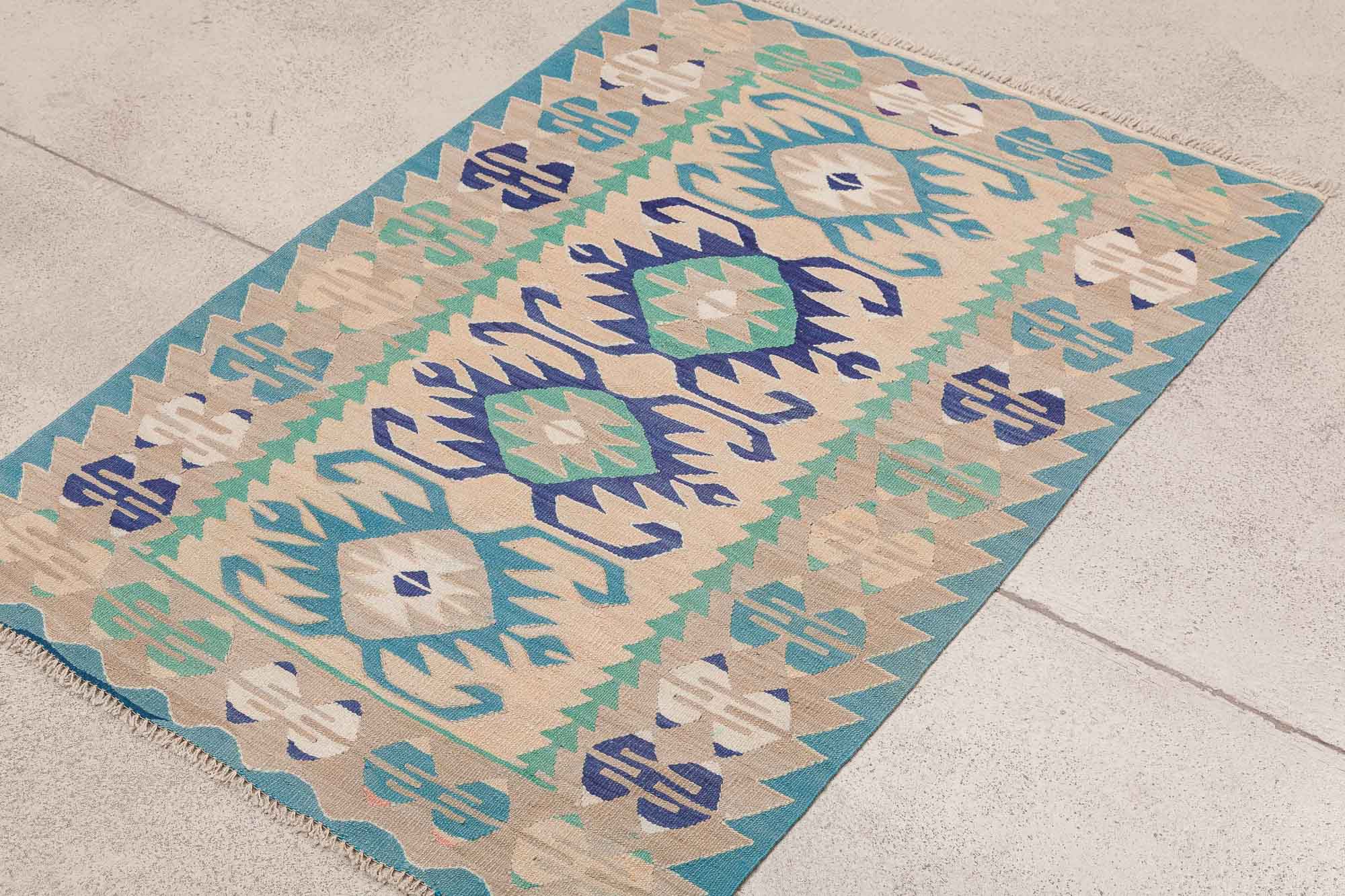 Vintage Kilim Teppich Eşme 123cm x 83cm - Wild Heart Free Soul