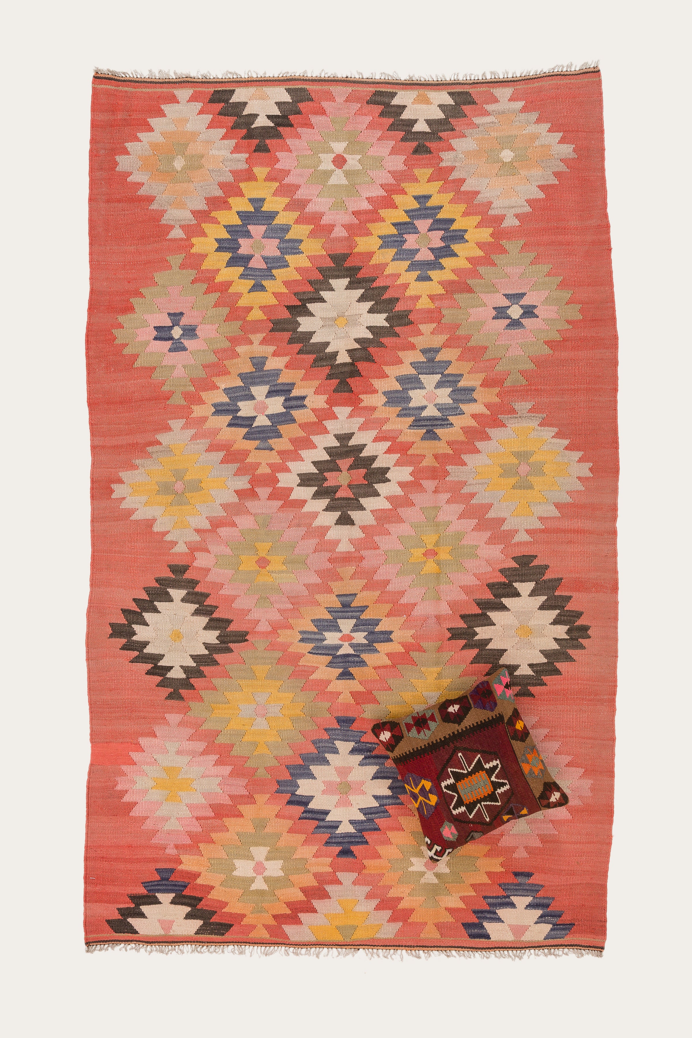 Vintage Kilim 1960s, Acipayam/Anatolia (262x160cm) - Wild Heart Free Soul